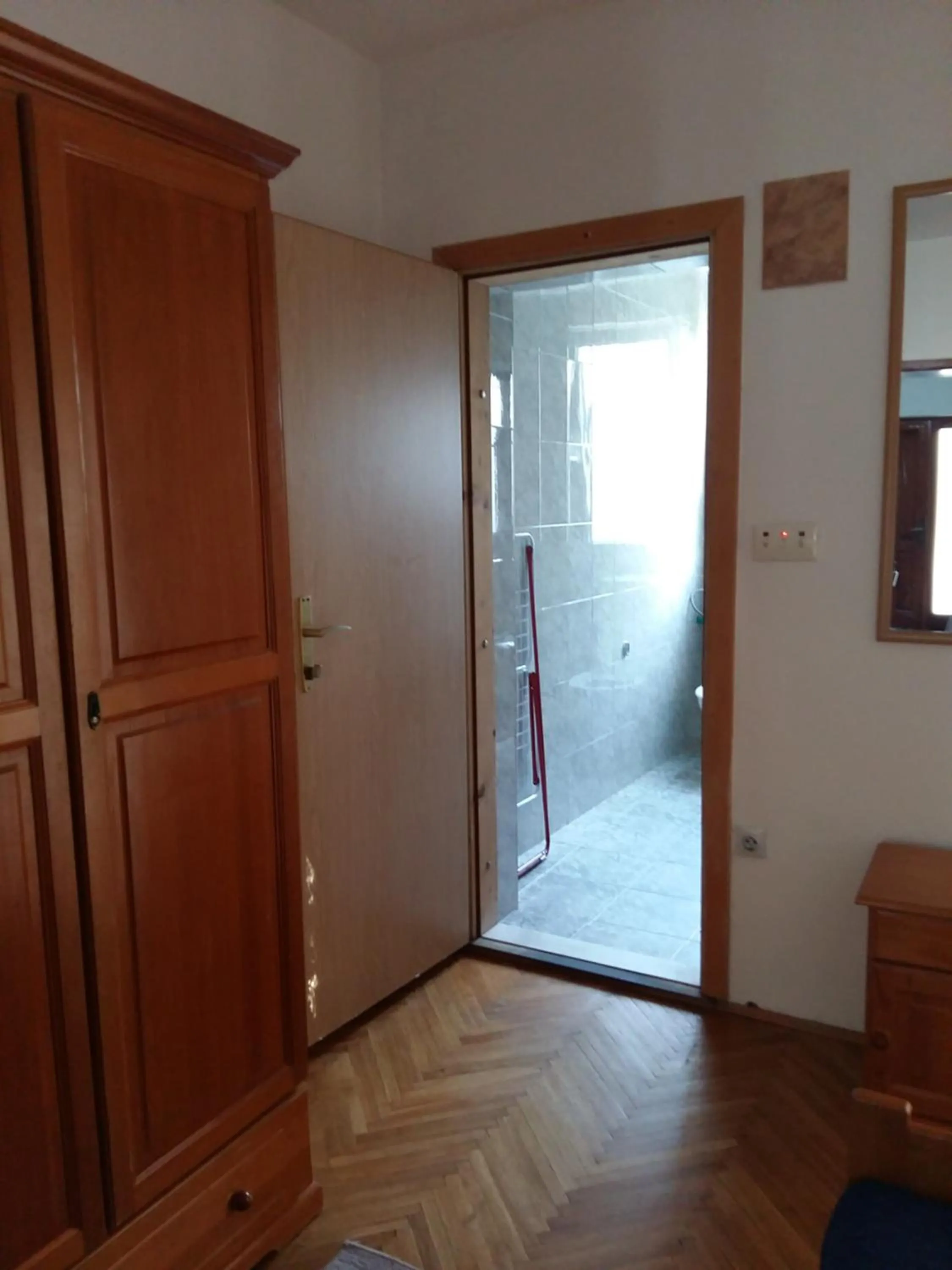 Lazar Apartments
