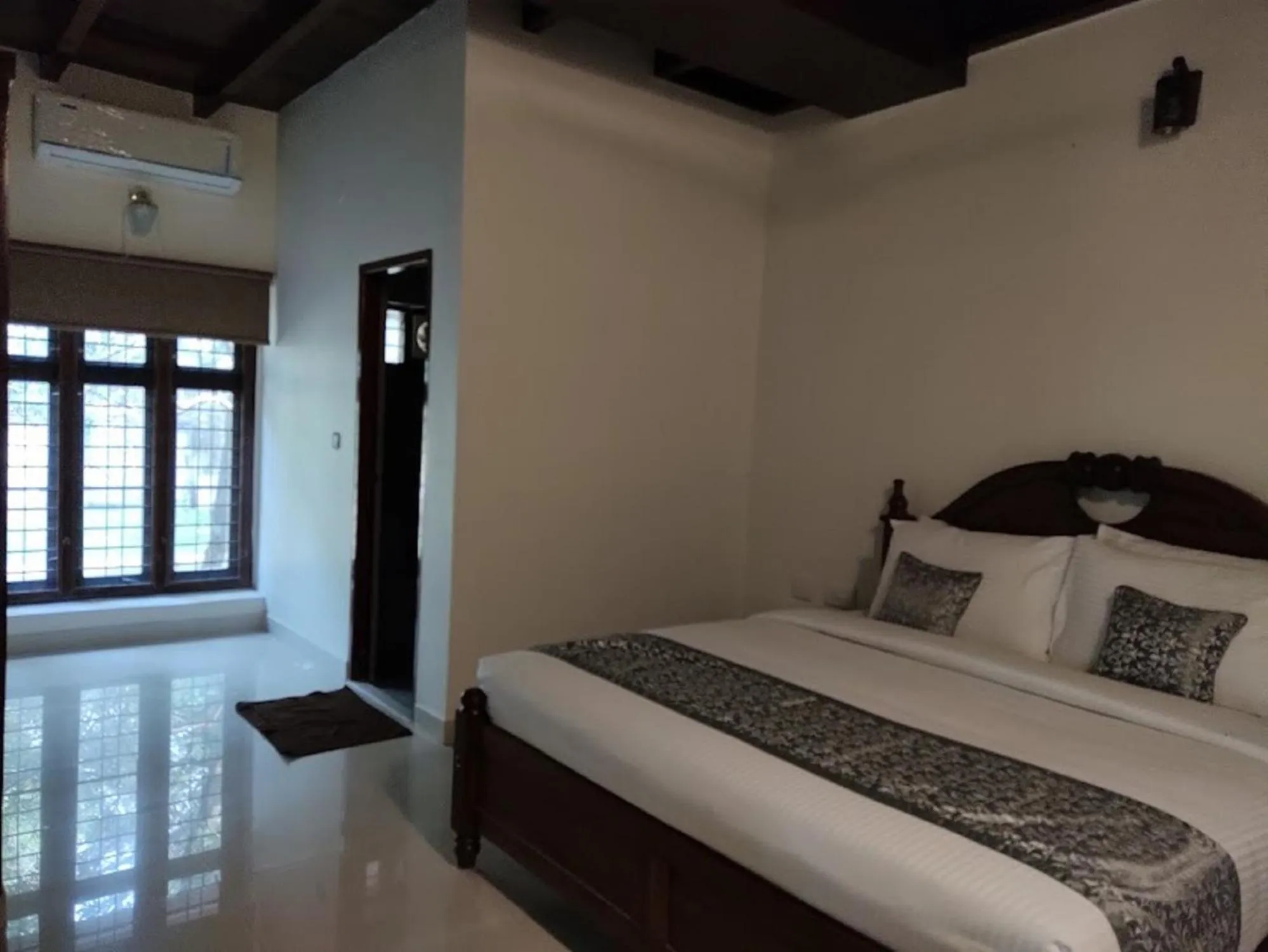 Property building, Bed in Alfred Place