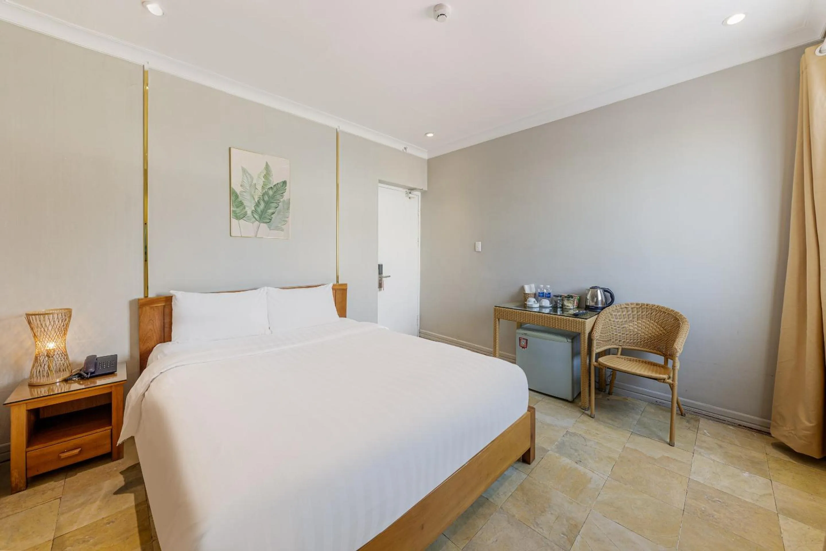 Bedroom, Bed in Collection O Le Grand Hanoi hotel - The Sun