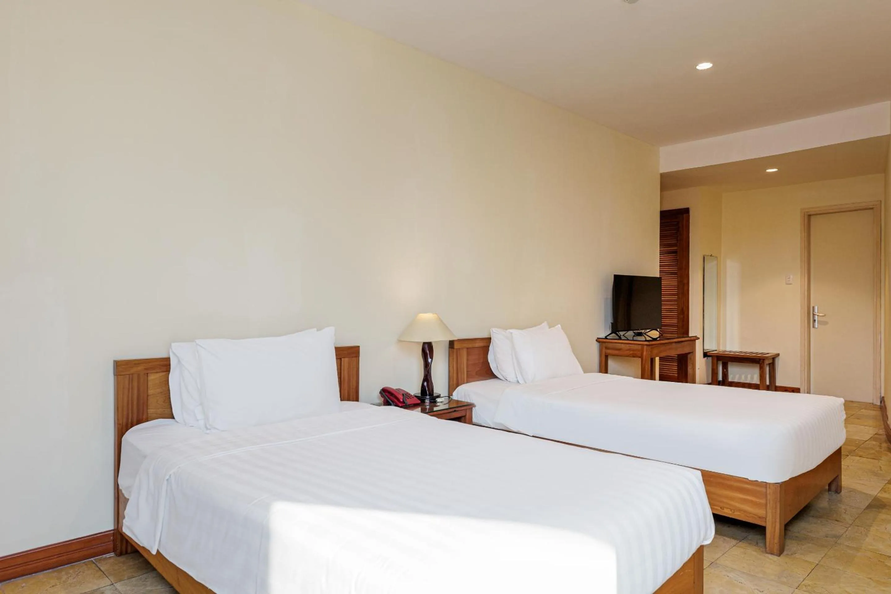 Bedroom, Bed in Collection O Le Grand Hanoi hotel - The Sun