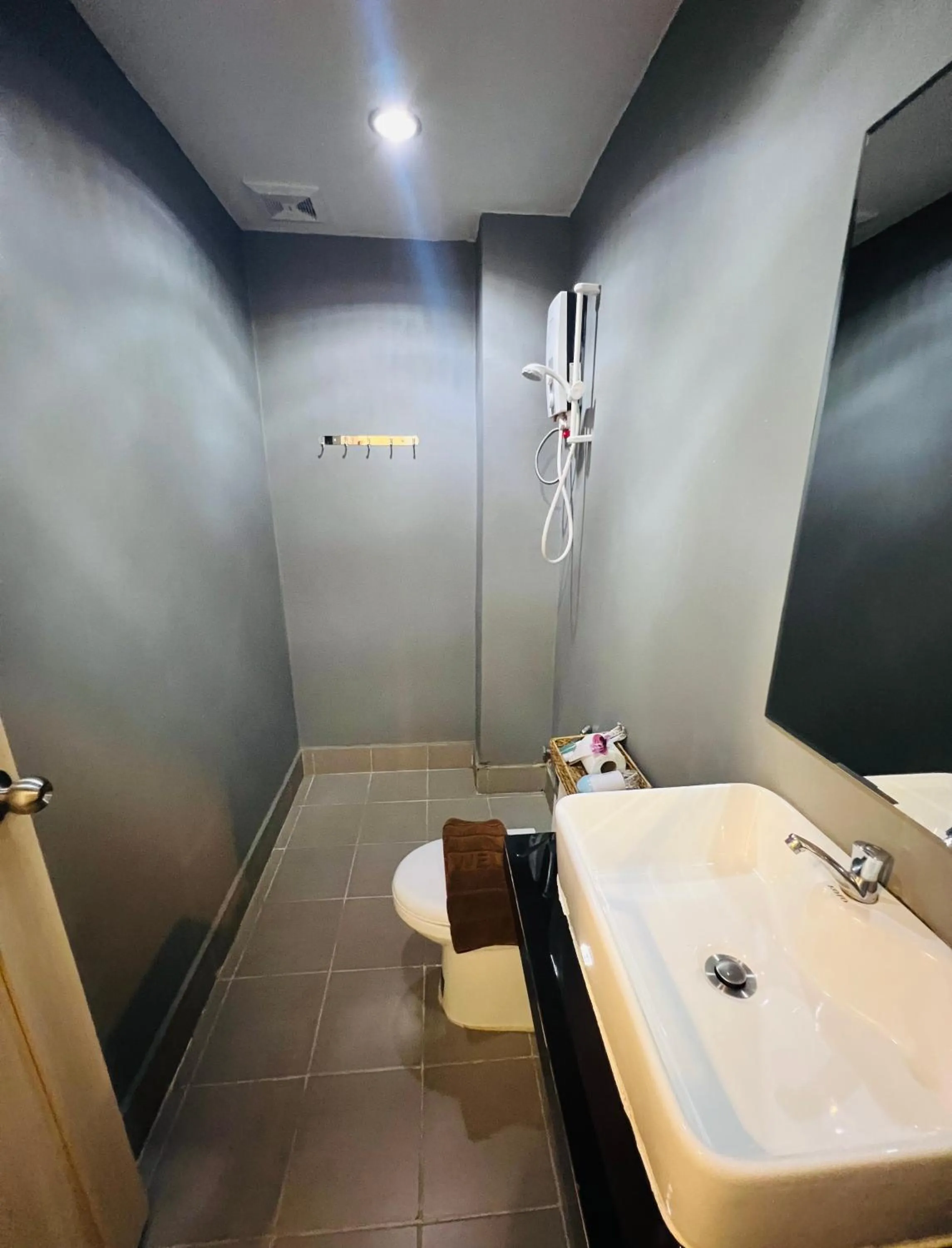 Shower in Sun Chakra Boutique Hotel - 50m to Museum & Royal Palace & Walking street