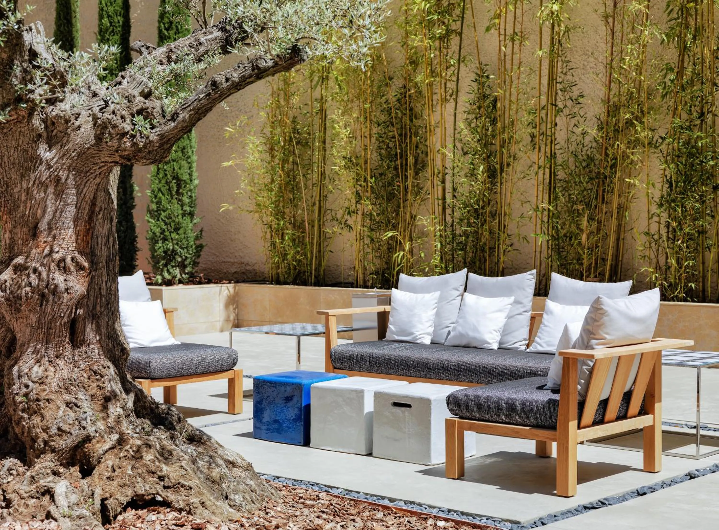 Lobby or reception in H10 Art Gallery 4* Sup