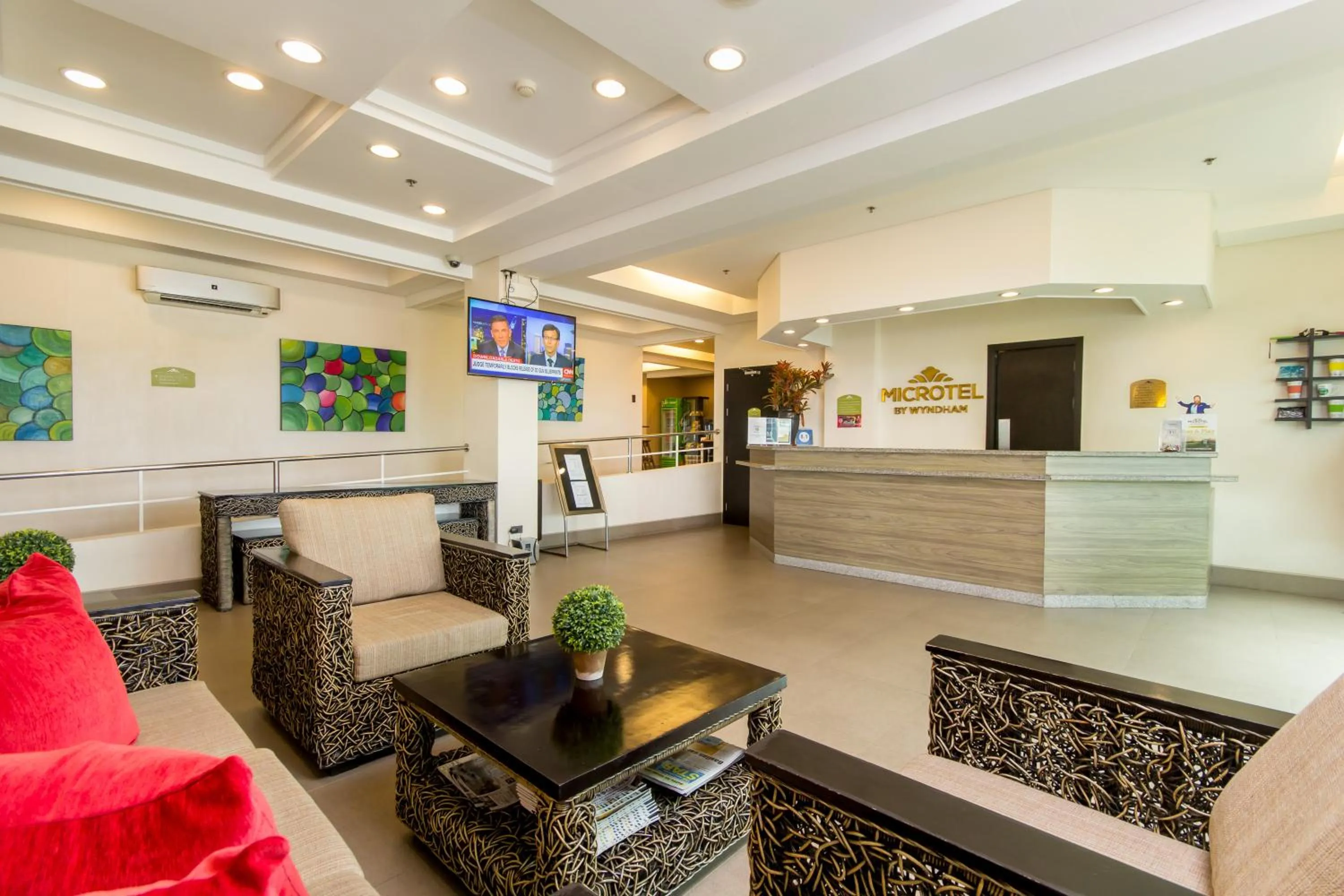 Lobby or reception in Microtel by Wyndham South Forbes near Nuvali