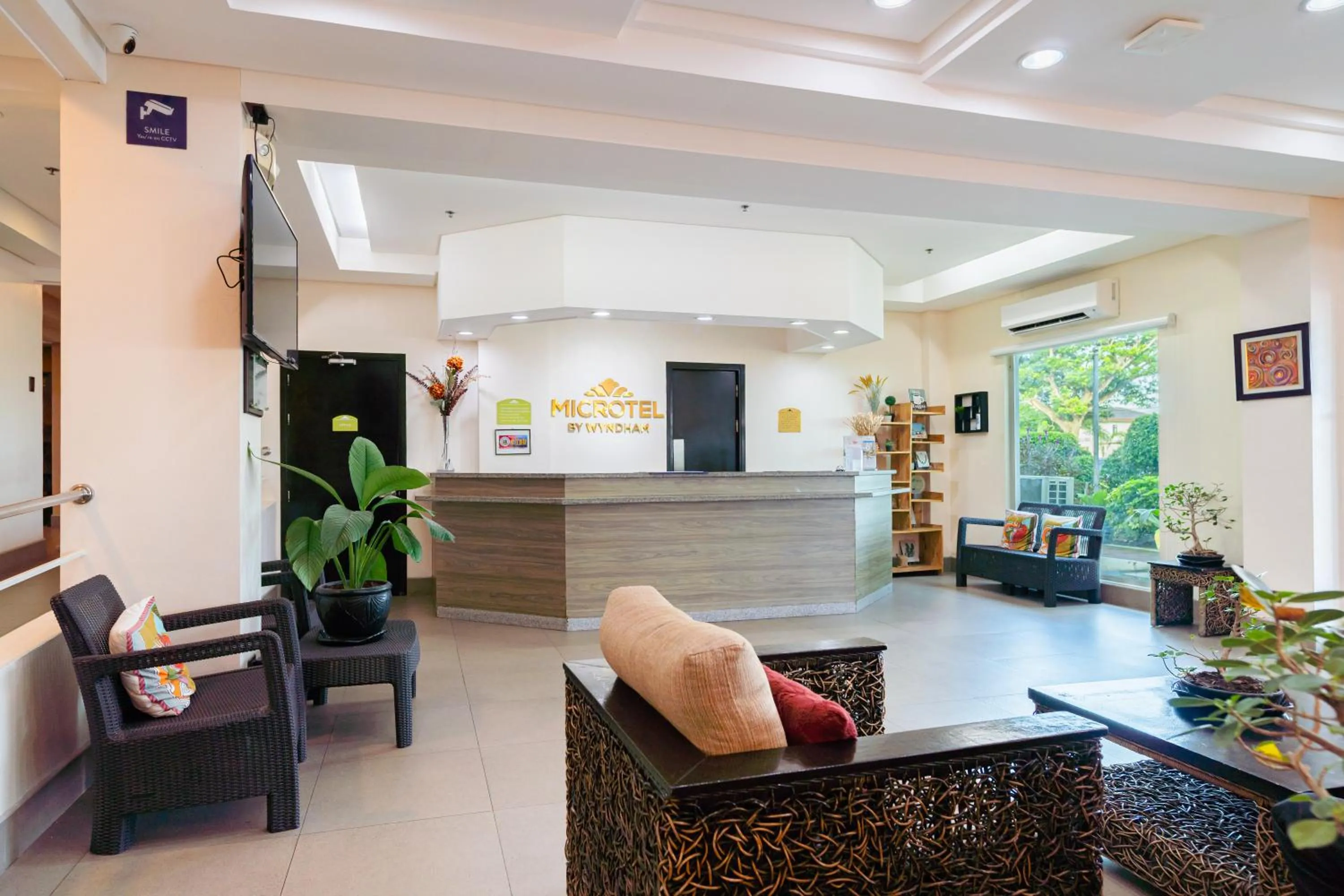 Lobby or reception in Microtel by Wyndham South Forbes near Nuvali