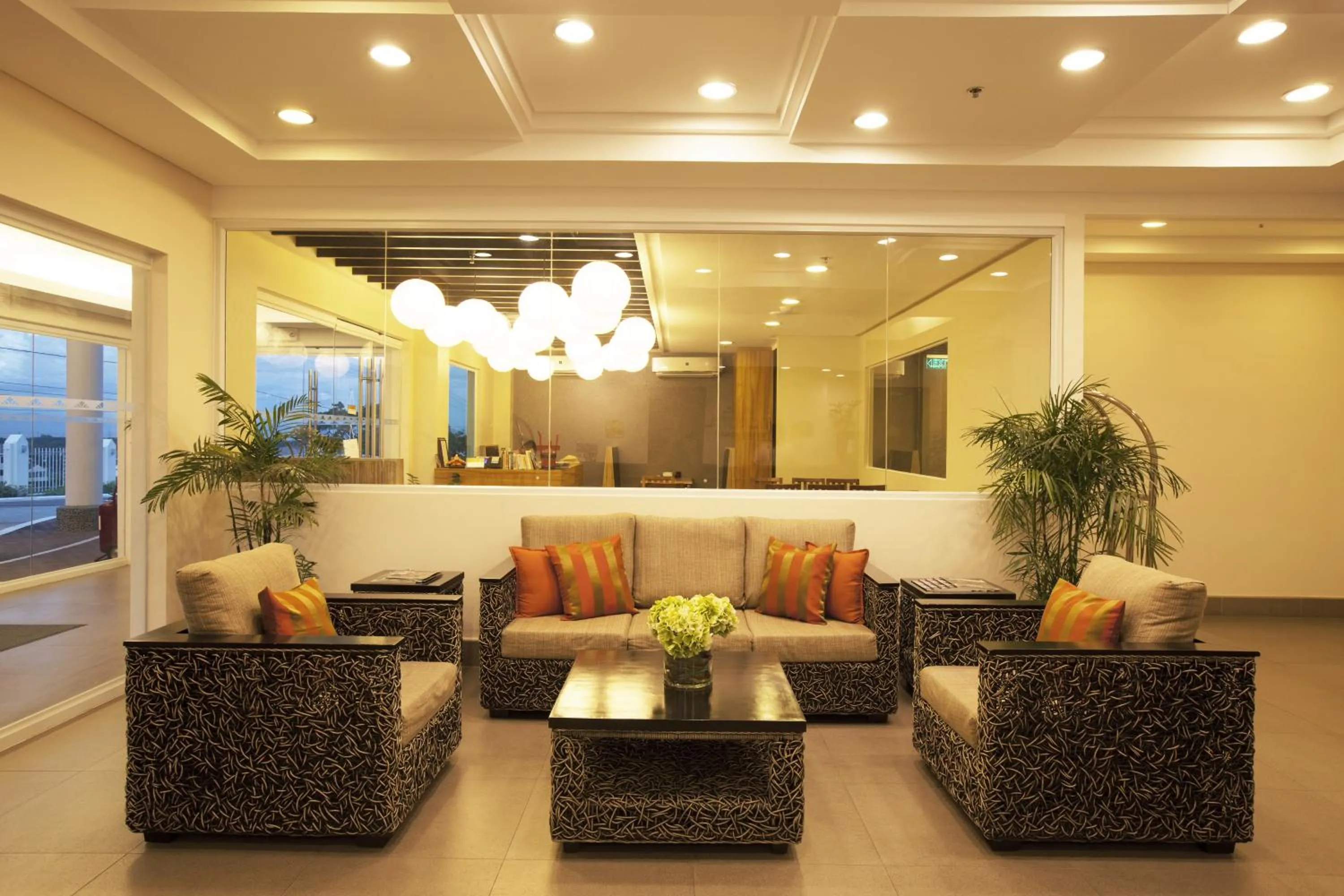 Lobby or reception in Microtel by Wyndham South Forbes near Nuvali