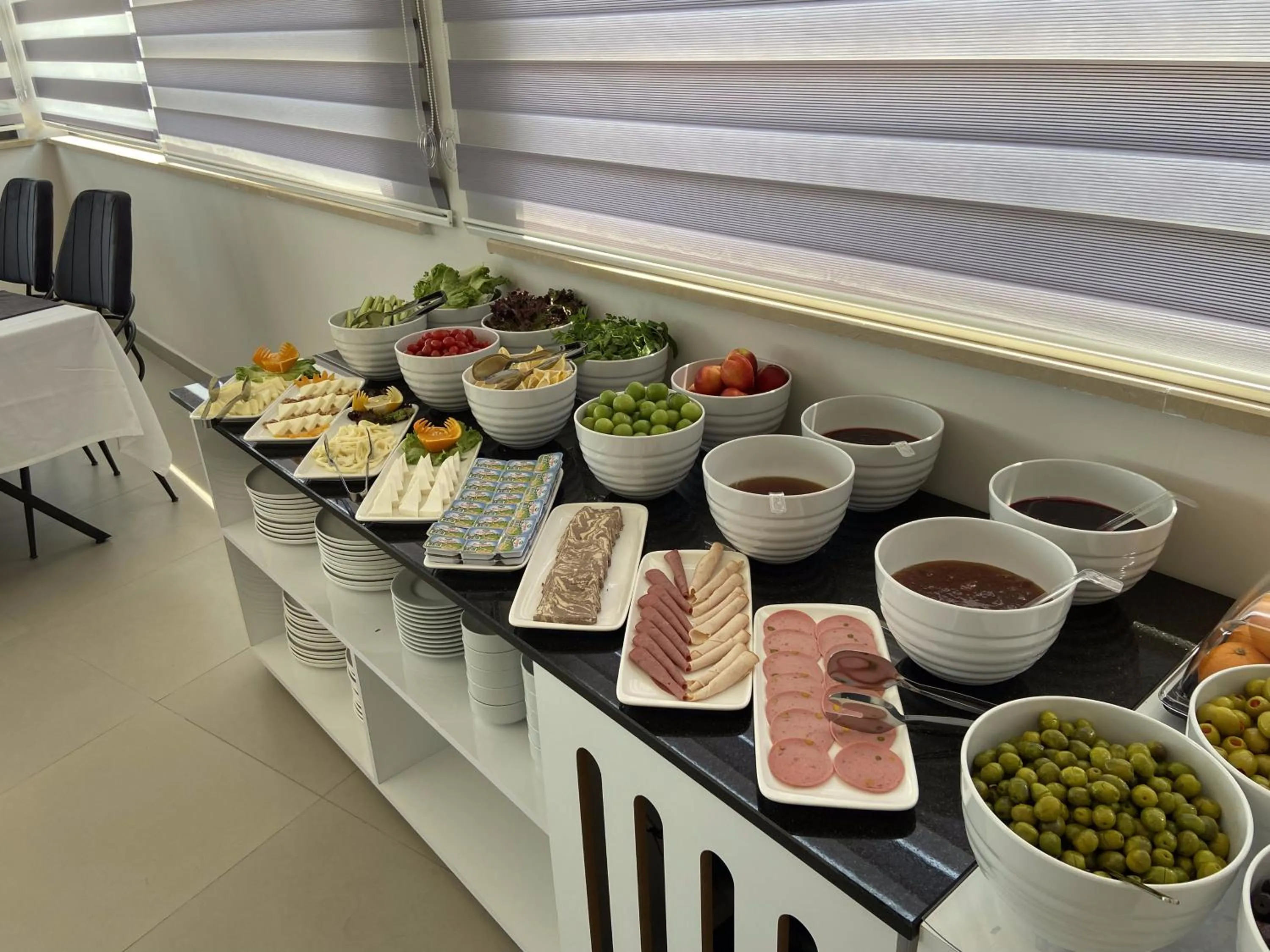 Restaurant/places to eat in JK Business