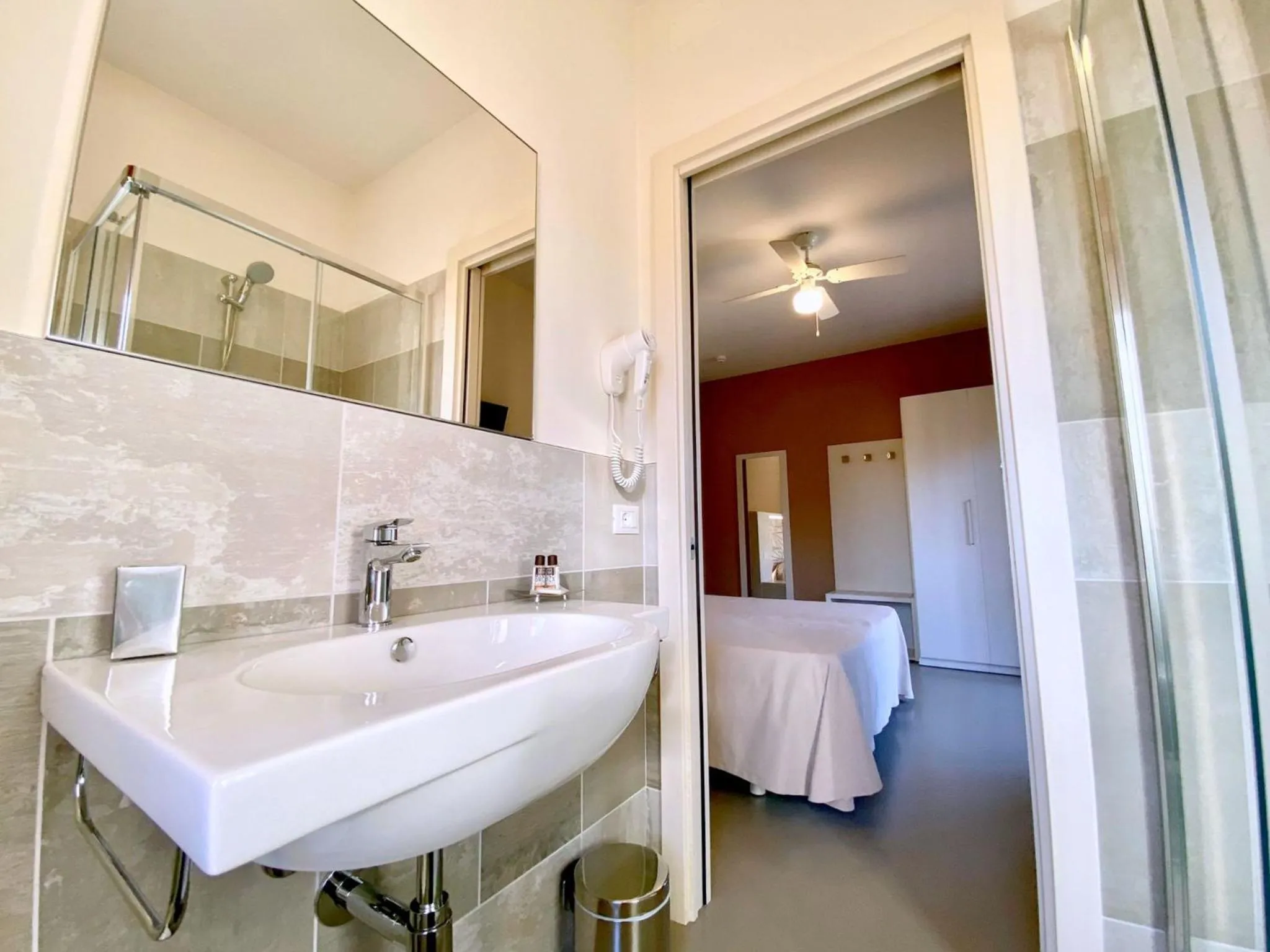 Bathroom in Hotel Maioli B&B