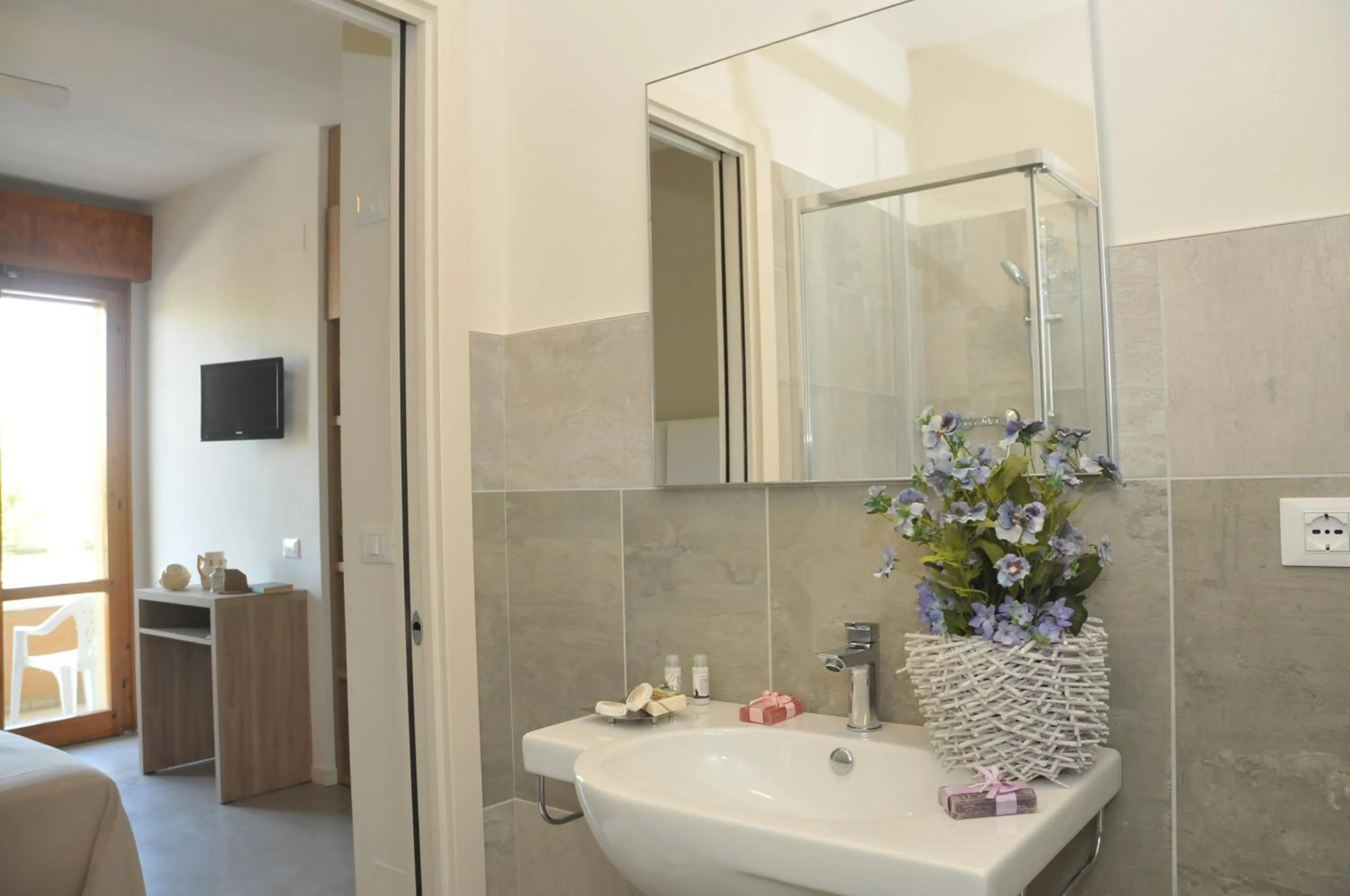 Photo of the whole room in Hotel Maioli B&B