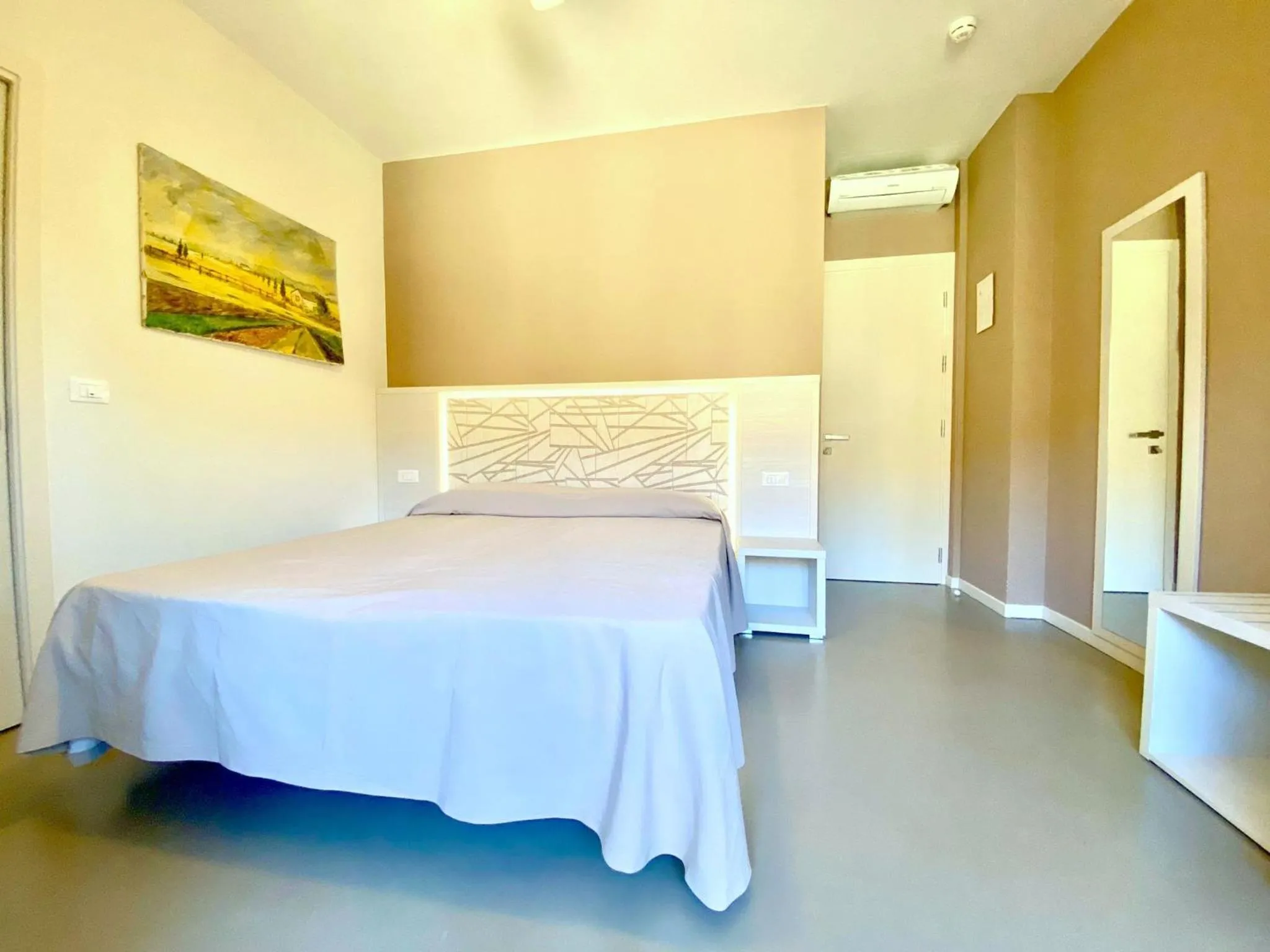 Bedroom, Bed in Hotel Maioli B&B