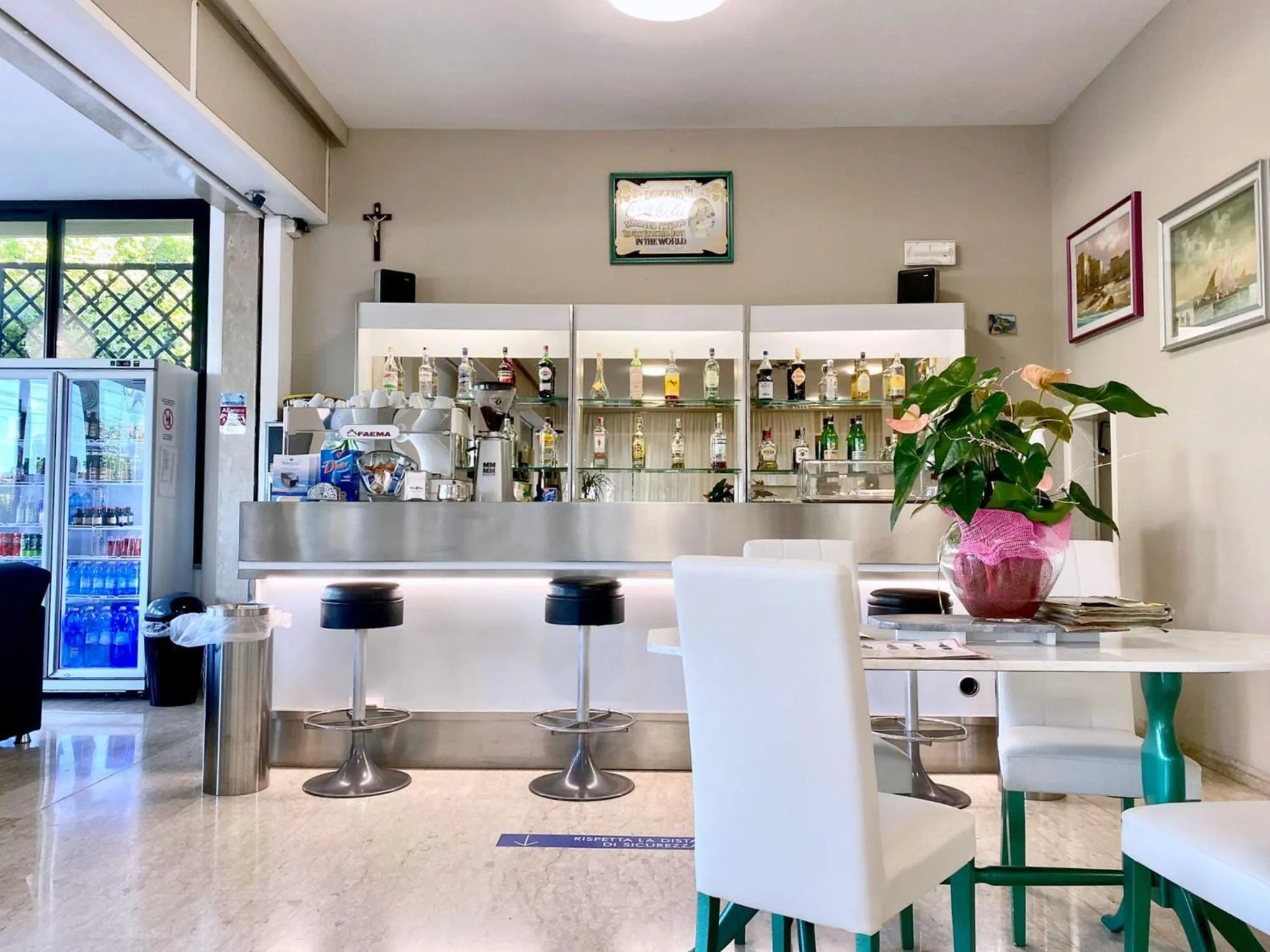 Seating area in Hotel Maioli B&B