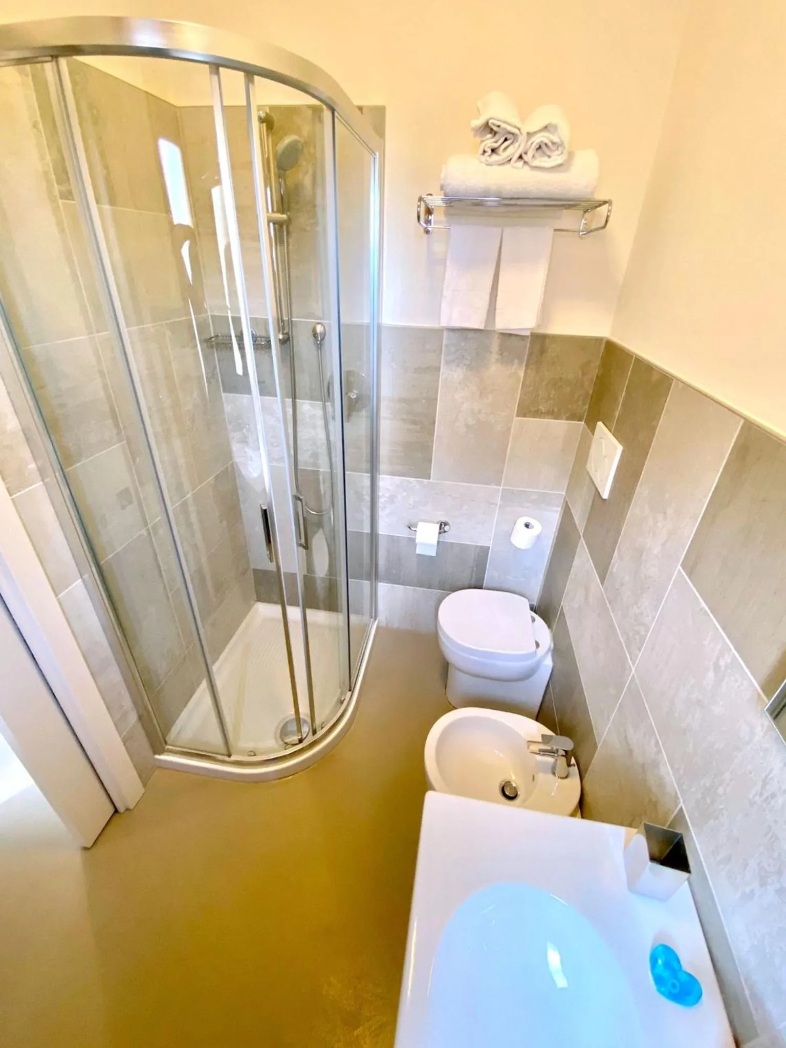 Bathroom in Hotel Maioli B&B