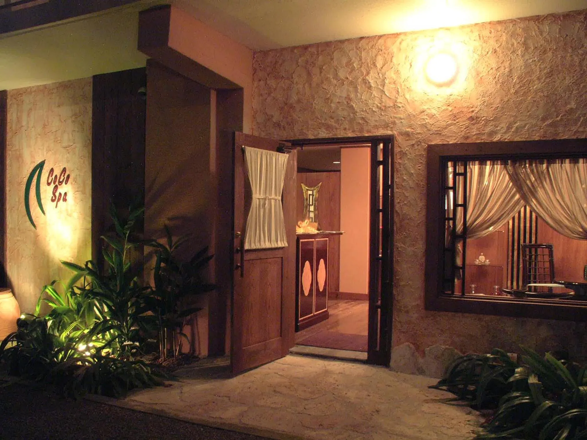 Decorative detail in Coco Garden Resort Okinawa