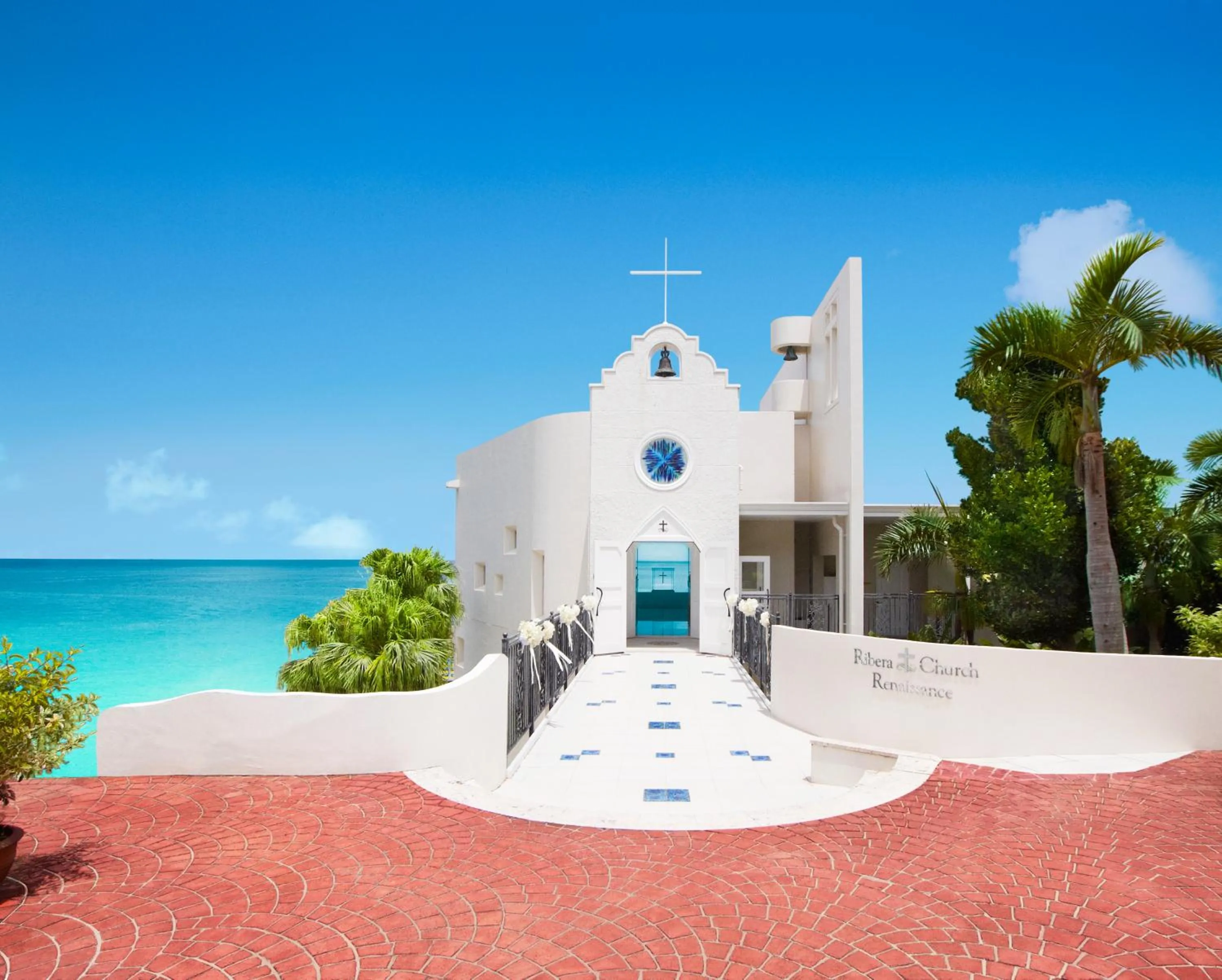 wedding in Renaissance Okinawa Resort