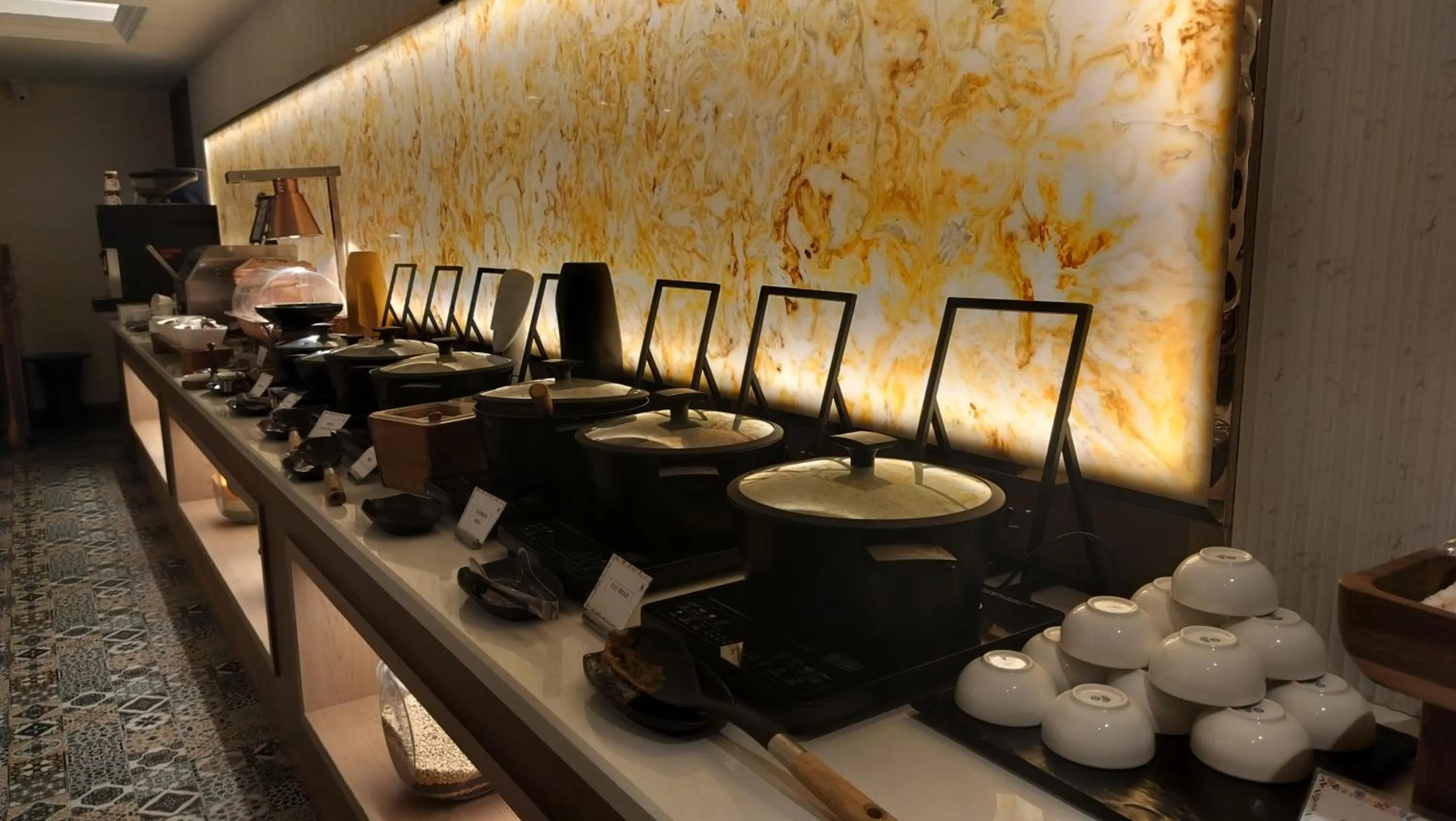 Restaurant/places to eat in Atithi House