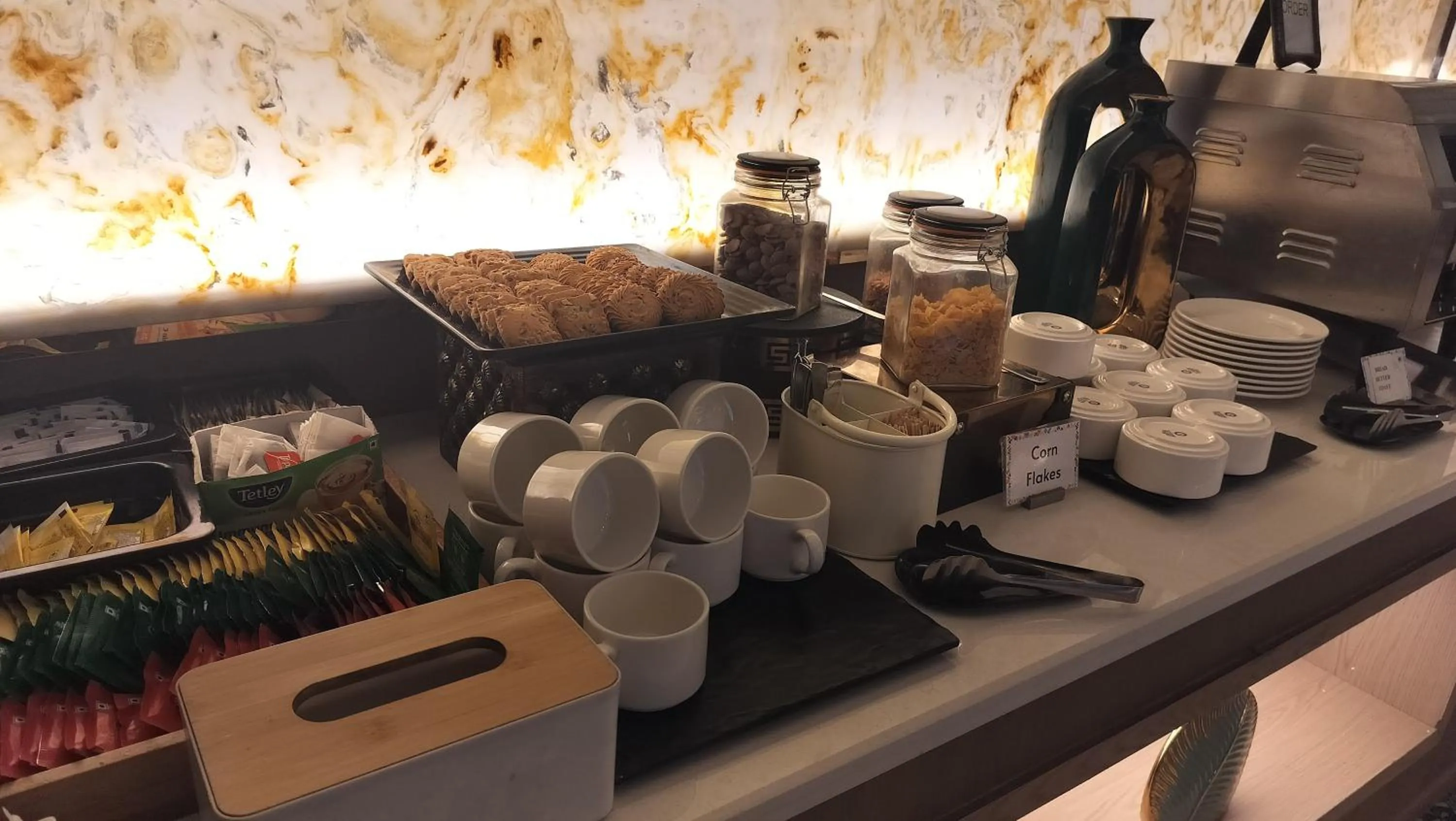 Restaurant/places to eat in Atithi House