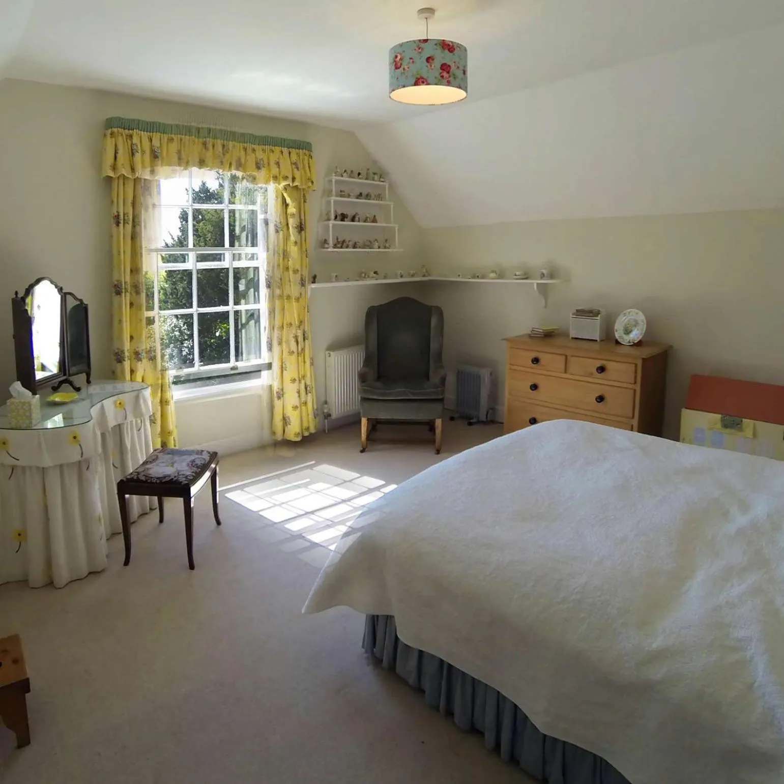 Photo of the whole room, Bed in The Old Rectory, Kettlebaston