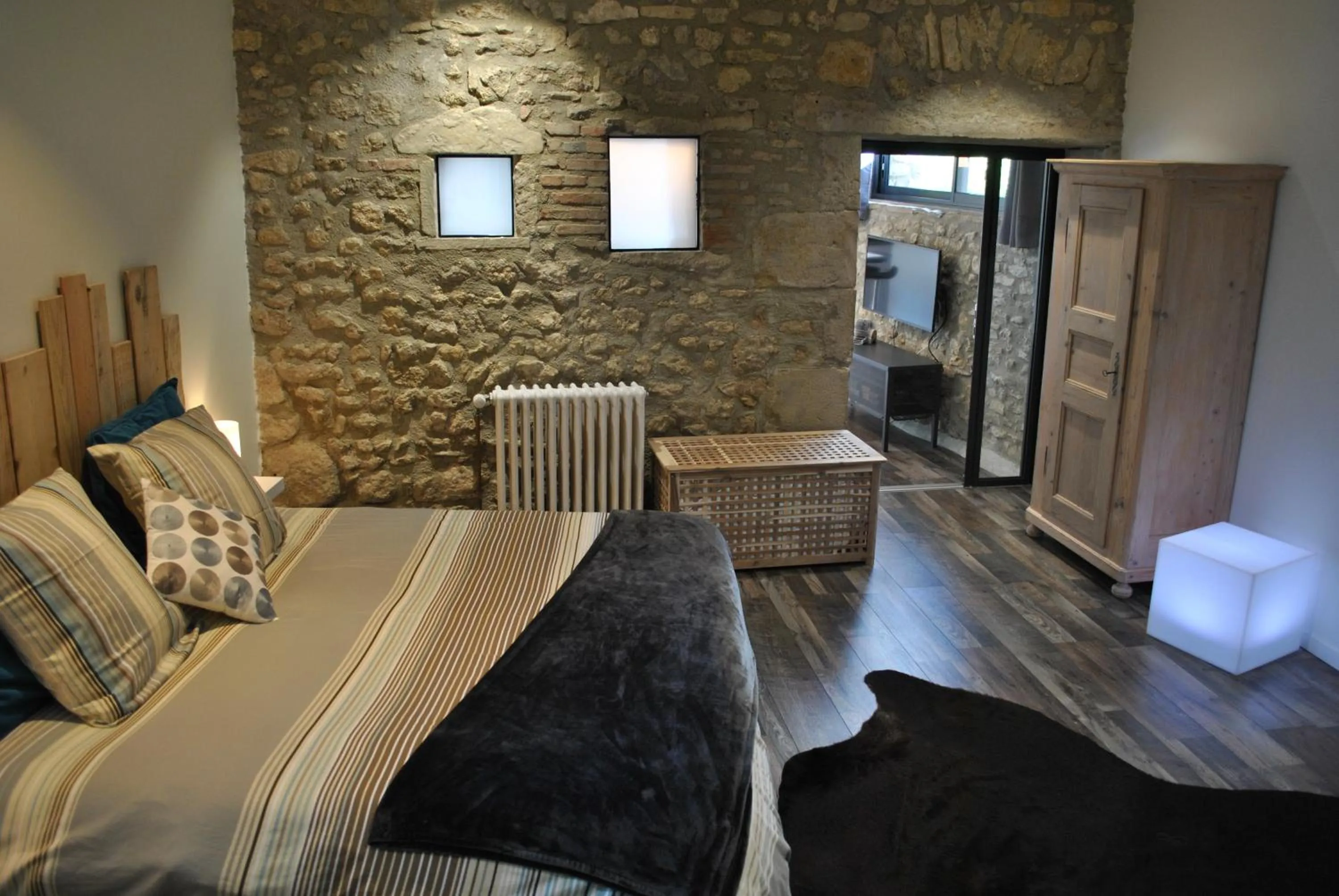 Photo of the whole room in Auvergnat'Home