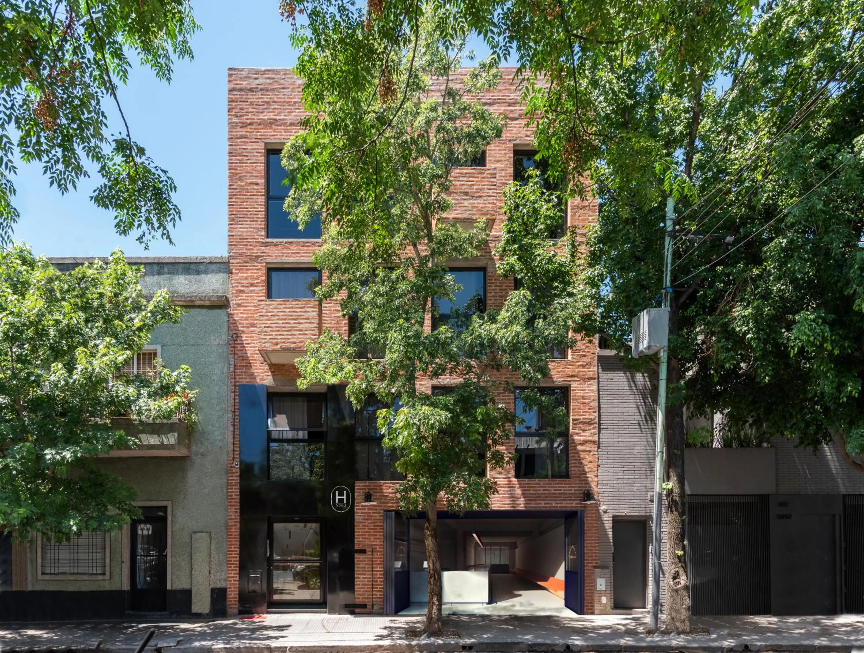 Property building in H5063