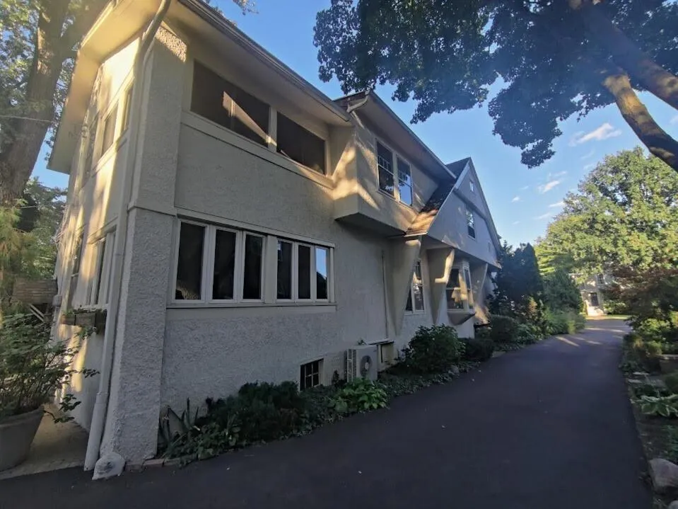 Property building in Historic Oak Park Residence