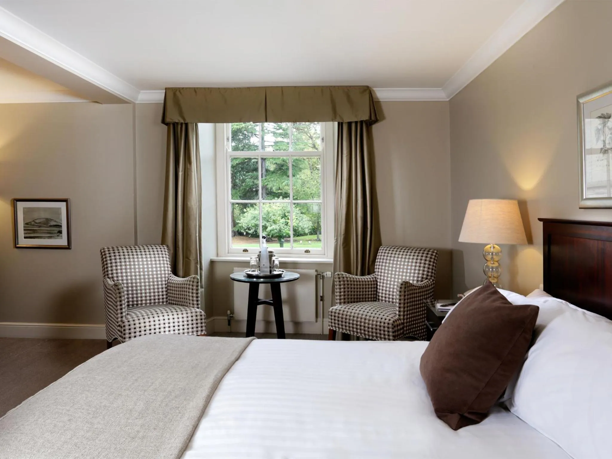 Bedroom, Bed in Macdonald Linden Hall Hotel, Golf & Spa