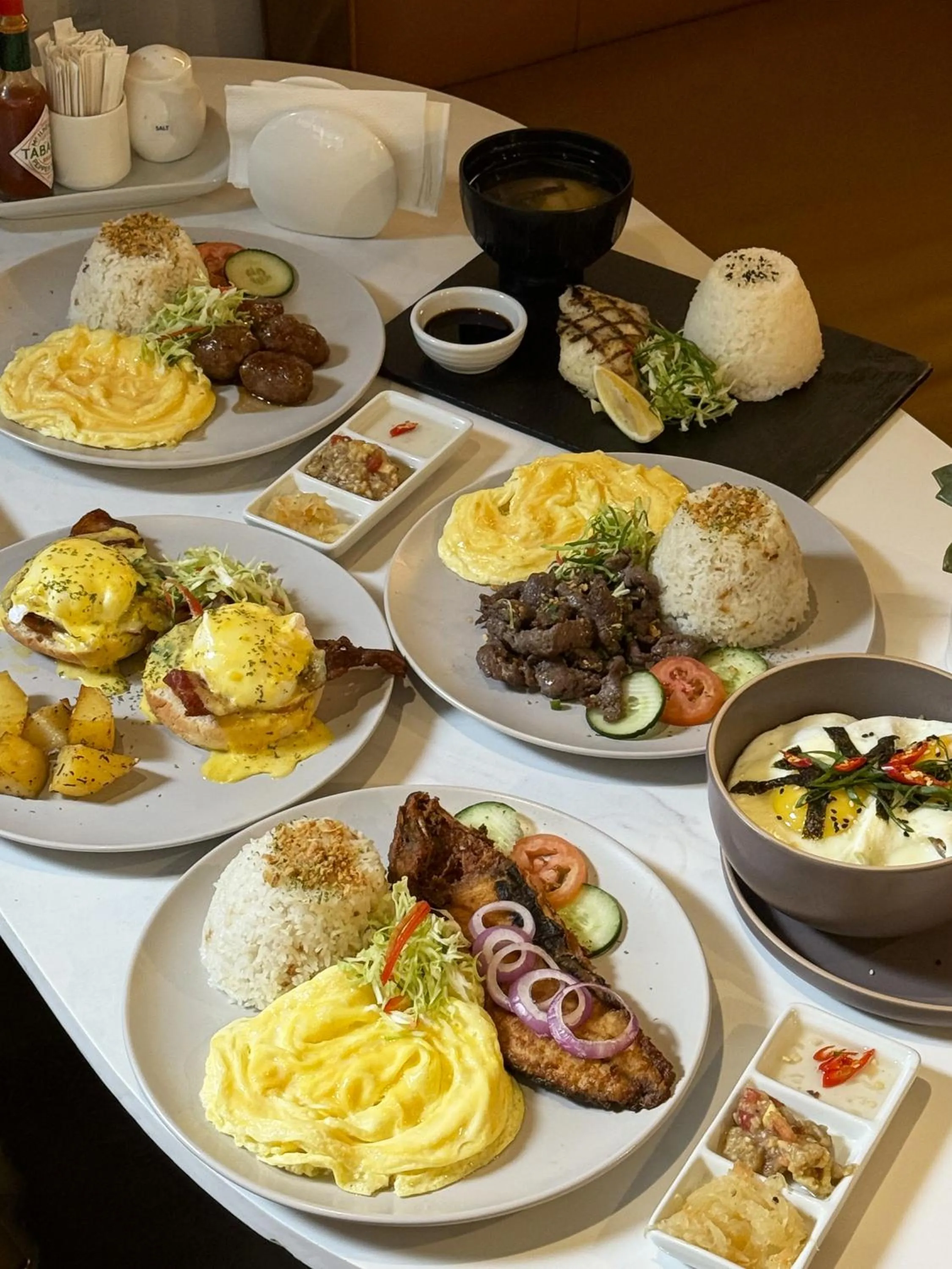 Breakfast in Citadines Salcedo Makati