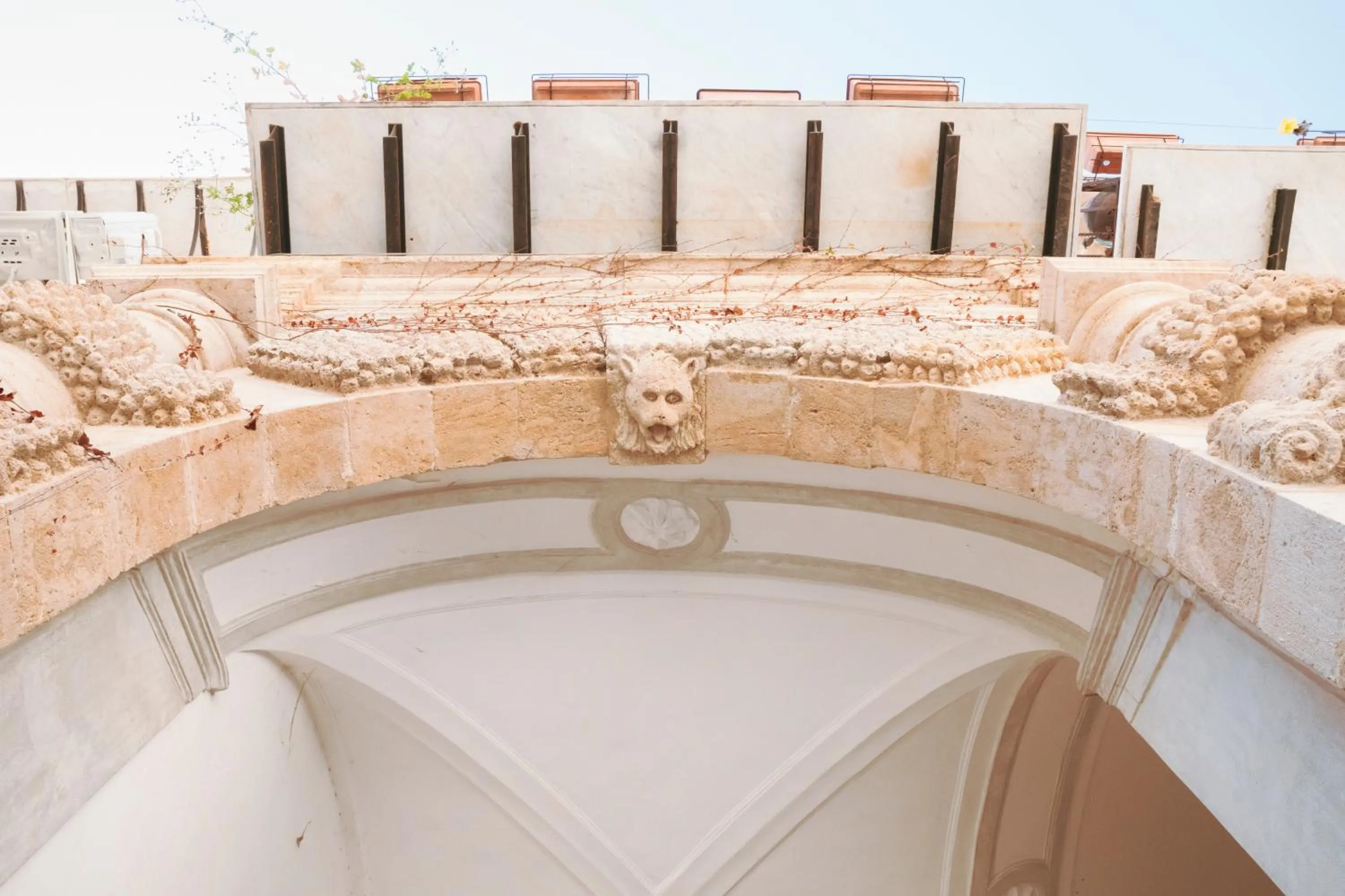 Inner courtyard view in B&B Palazzo Corvino