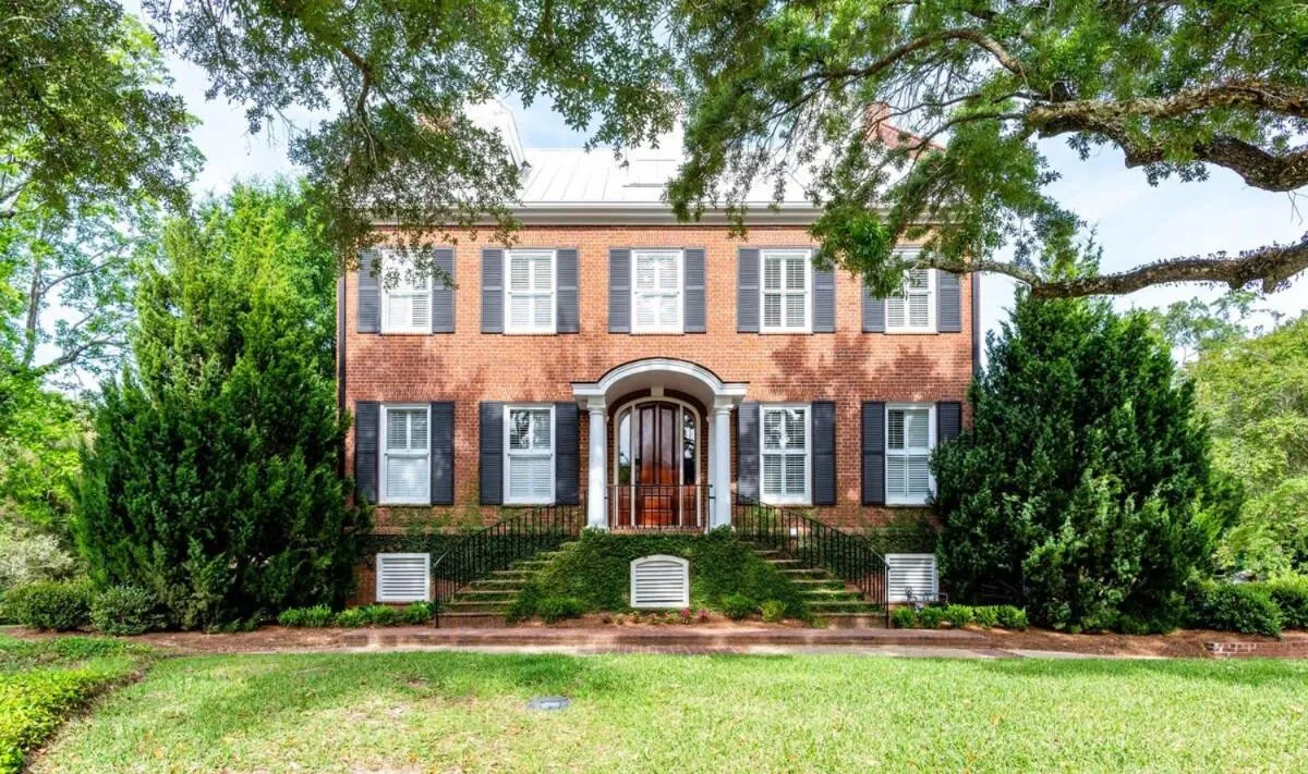 Church St Collection - 109 Whole House and Pool