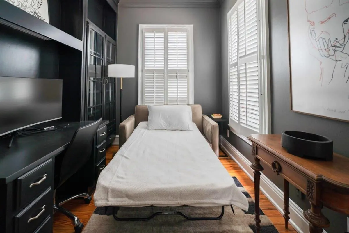 Bed in Church St Collection - 109 Whole House and Pool