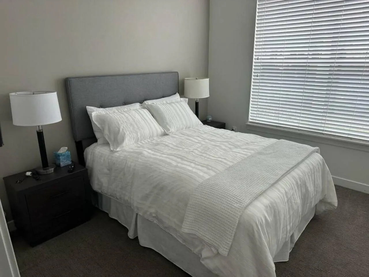 Luxury Living with Resort Amenities King bd Queens bd Sofa bd GymPoolHot Tub Fast WiFi