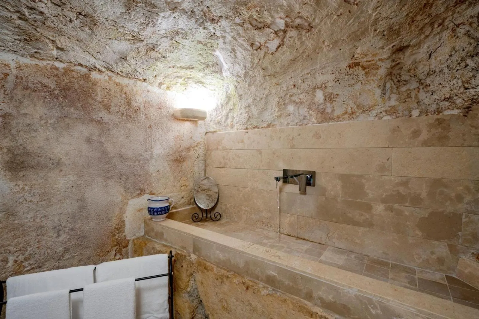 Bathroom in B&B La Corte