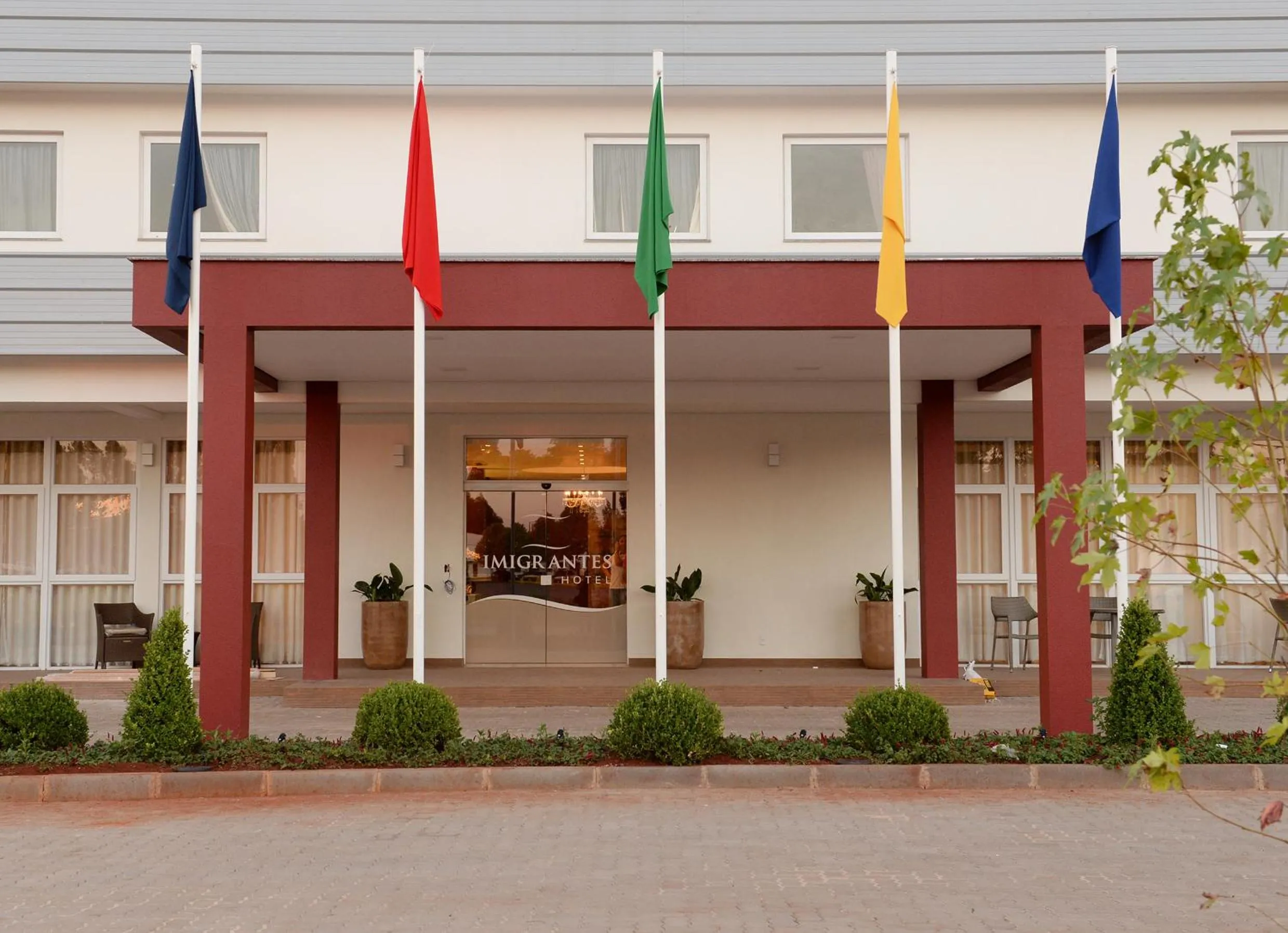 Facade/entrance in Imigrantes Hotel