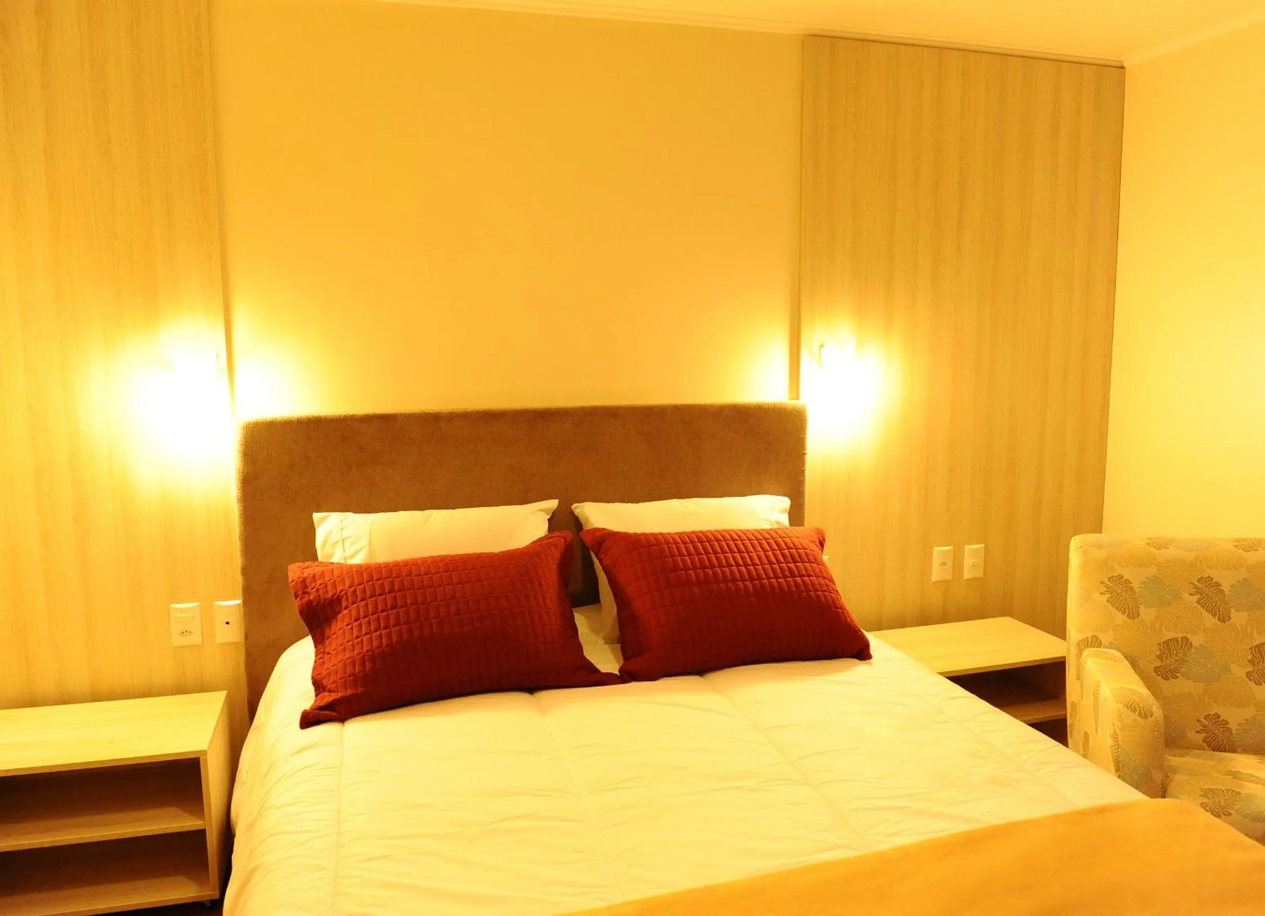 Bedroom in Imigrantes Hotel