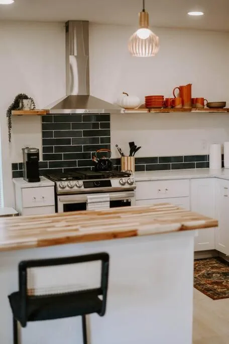 Saguaro at Cactus Flower-HOT TUB-Pet Friendly-No Pet Fees!