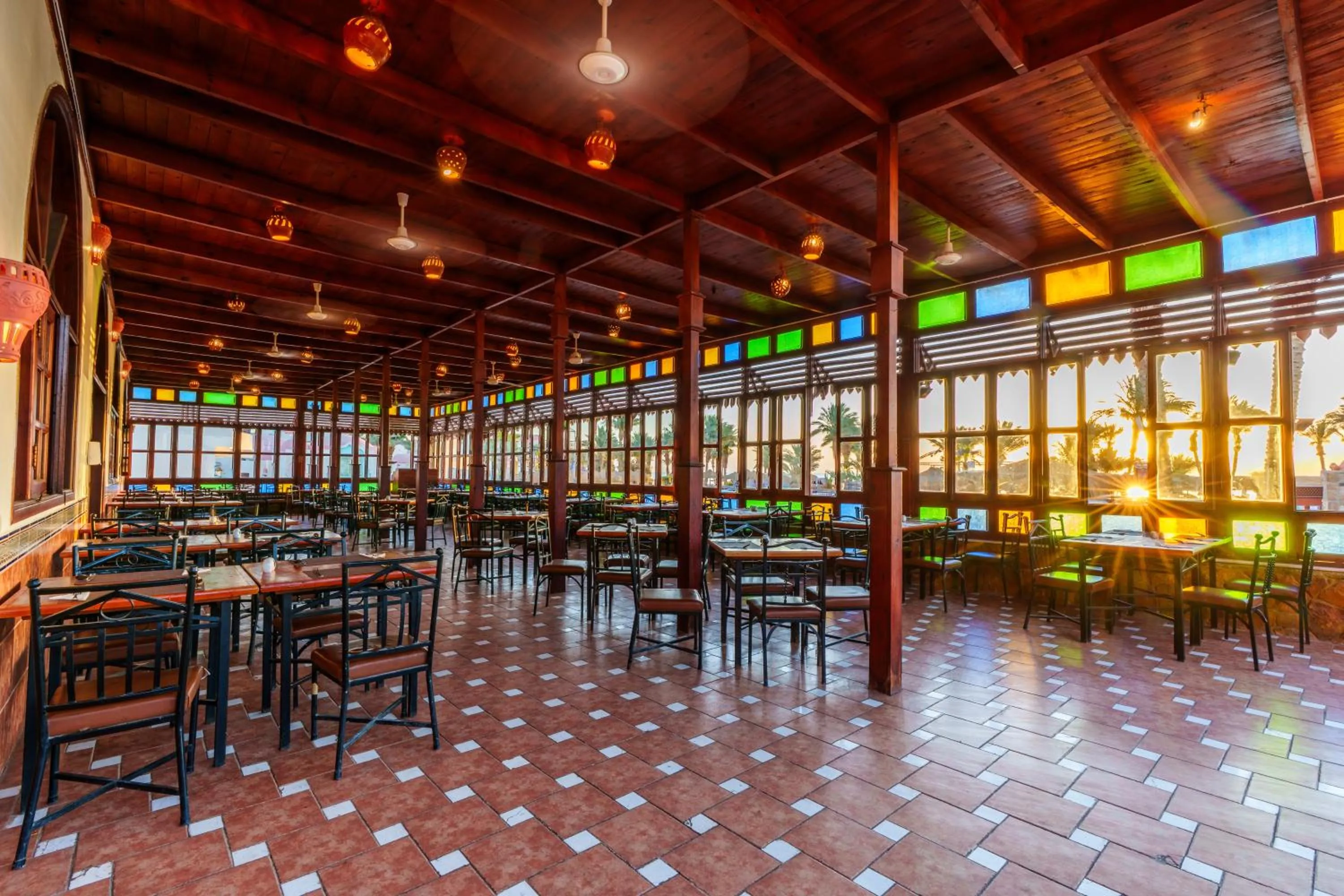 Restaurant/places to eat in Protels Crystal Beach Resort