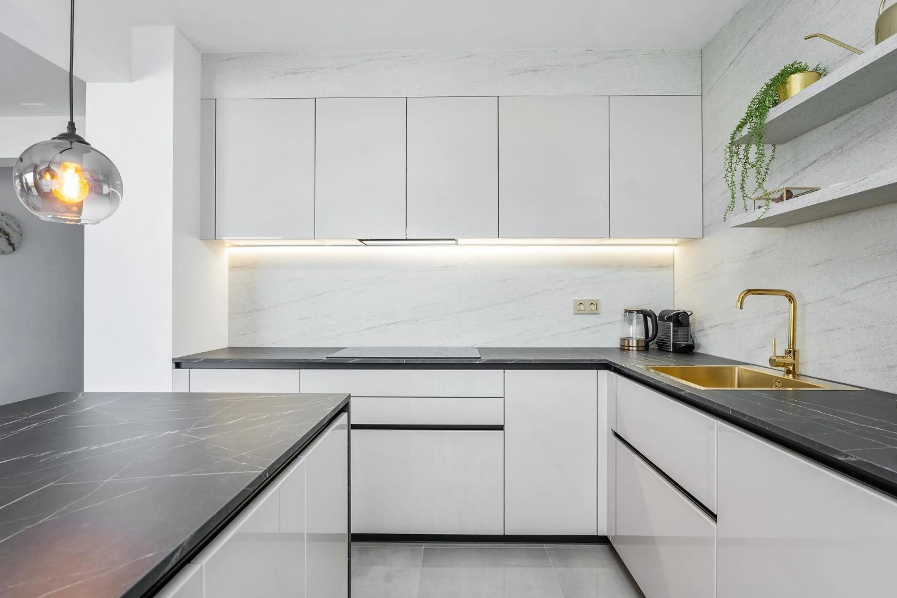 Luxury Sea View Apartment Levin