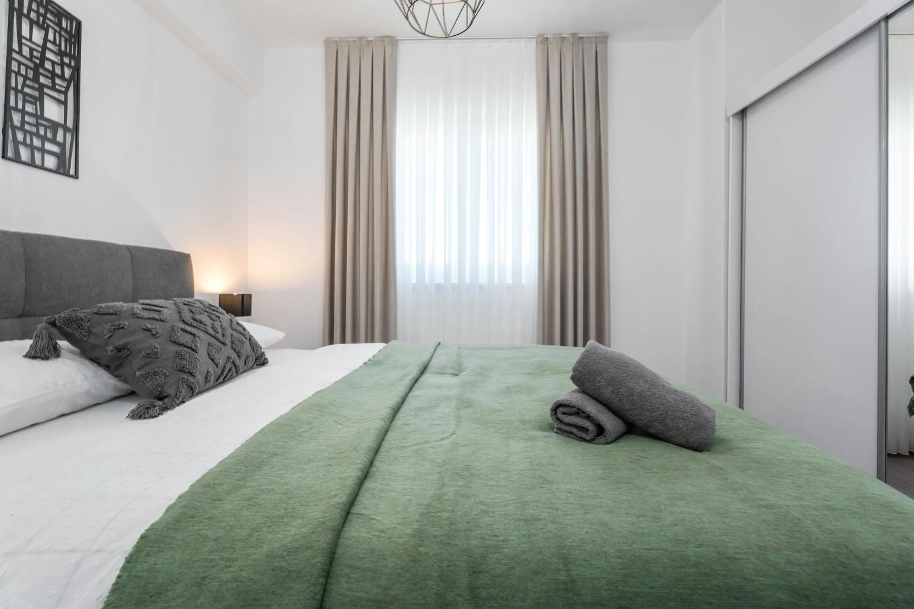 Bed in Luxury Sea View Apartment Levin
