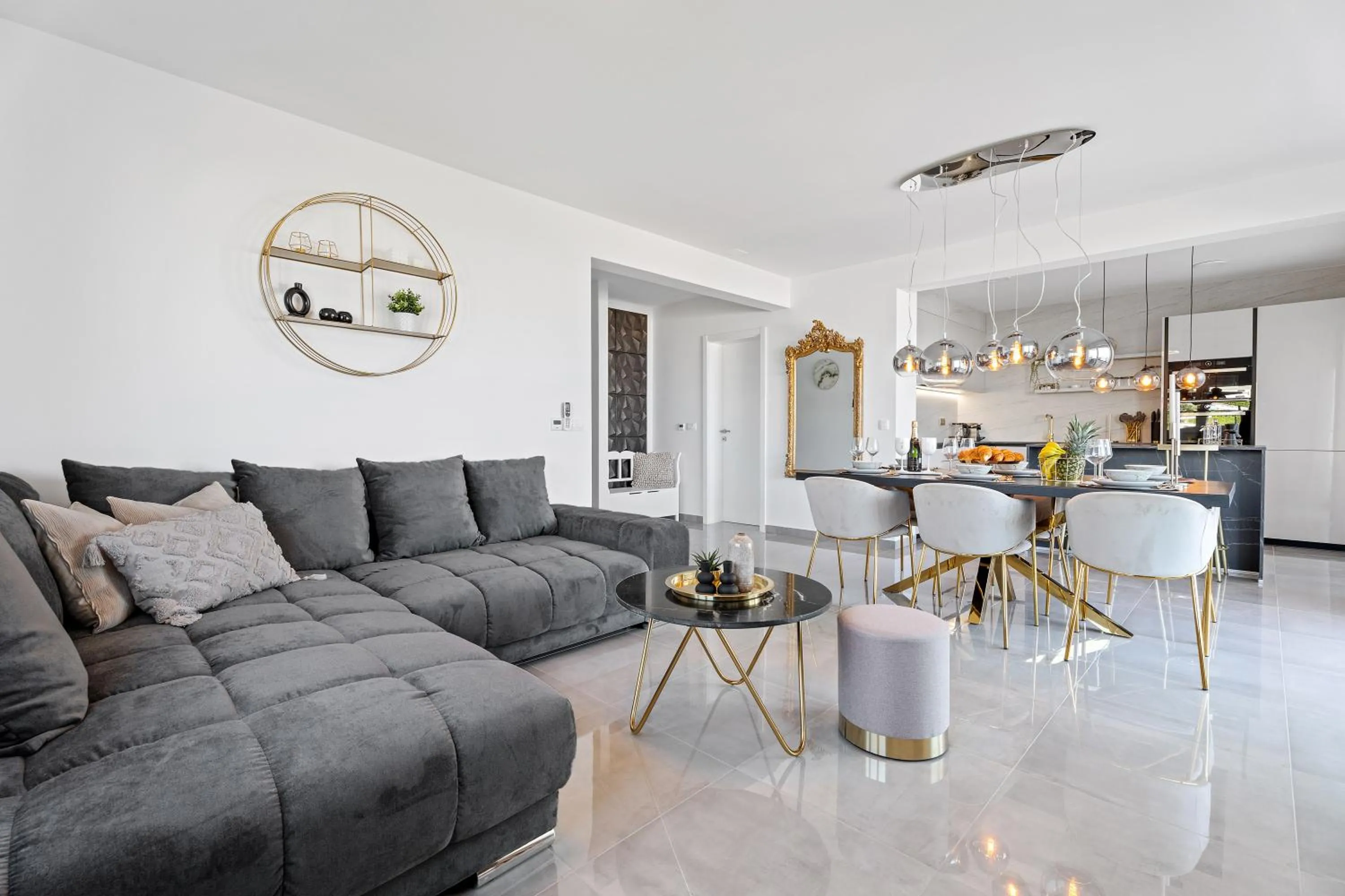 Luxury Sea View Apartment Levin