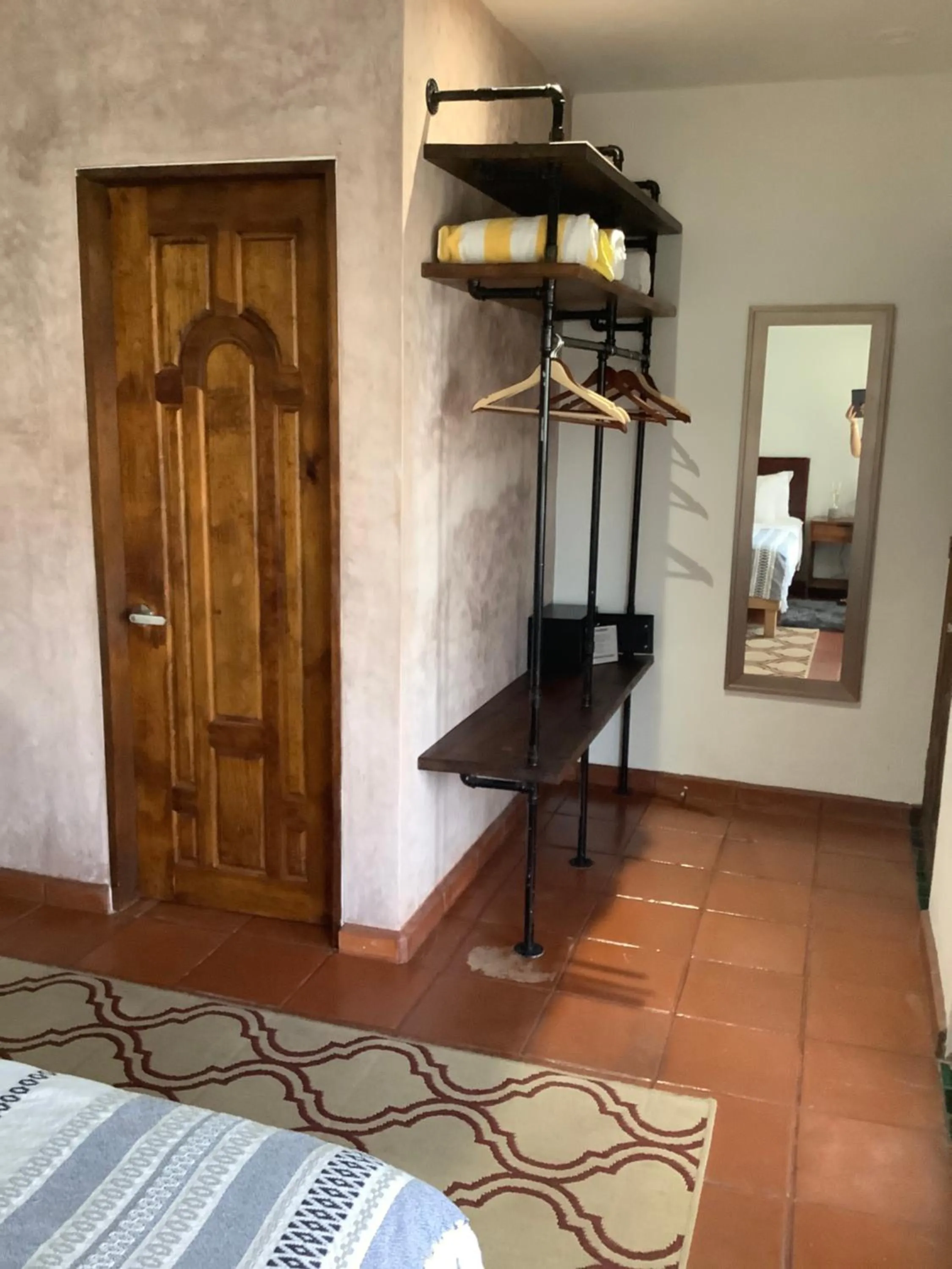 safe, Bed in Casa Bene Villas