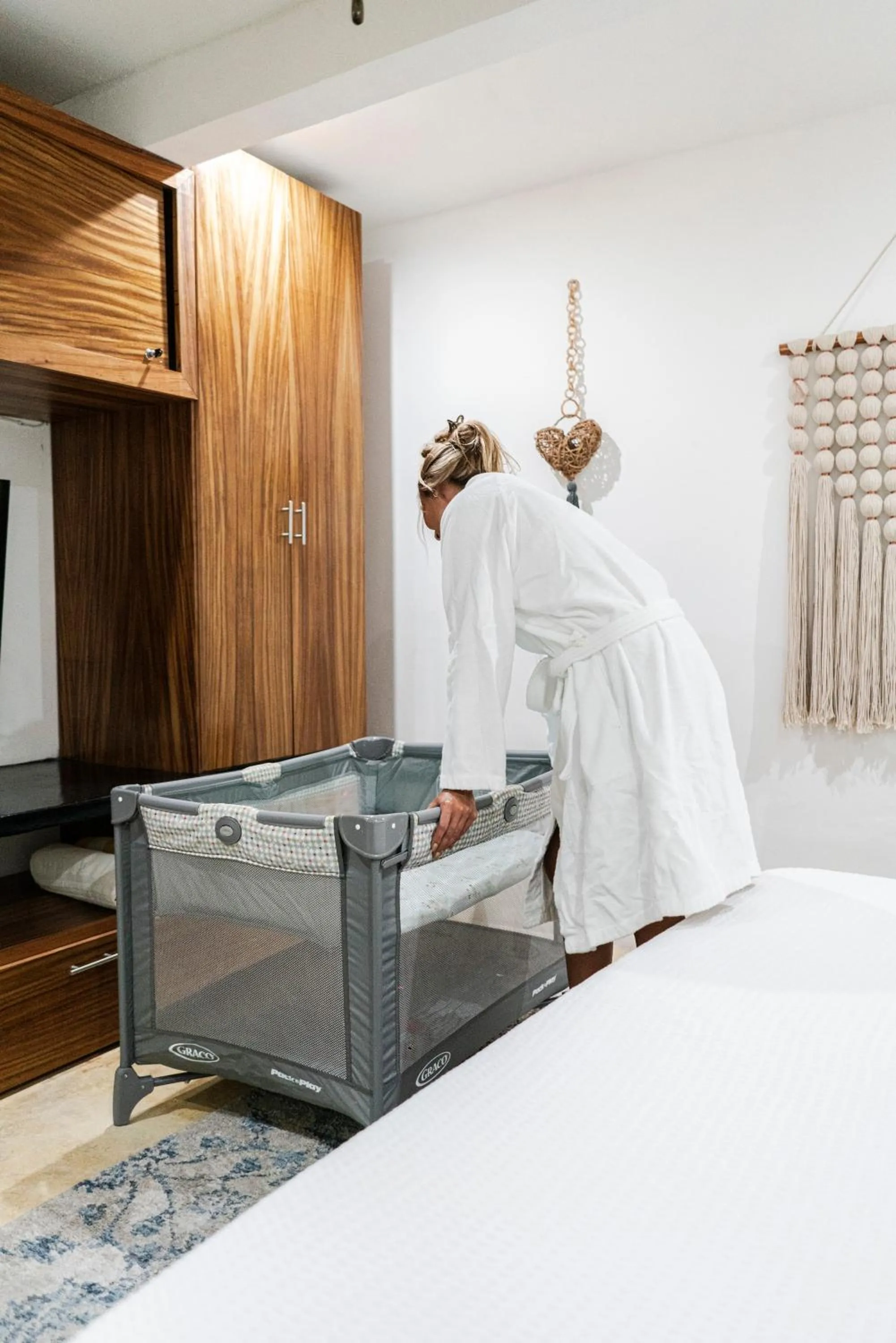 cot, Bed in Casa Bene Villas
