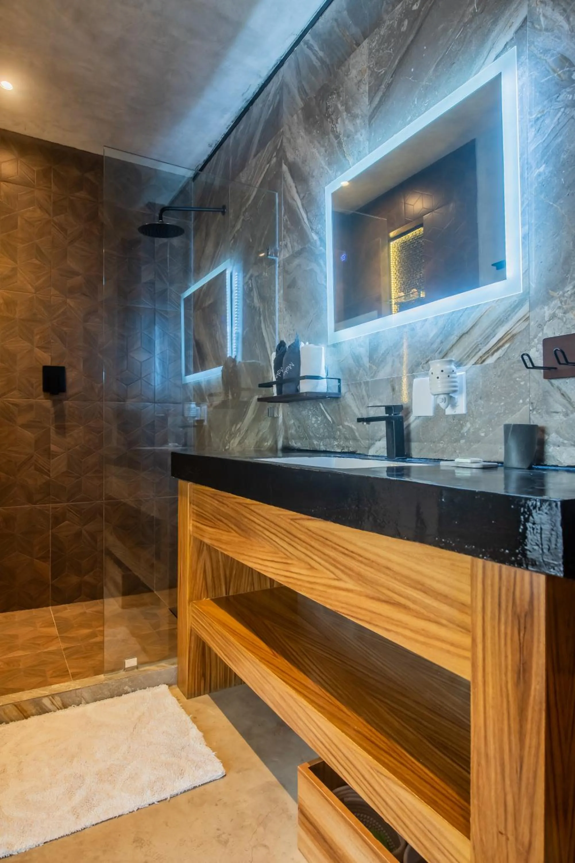 Budget Double Room in Casa Bene Villas
