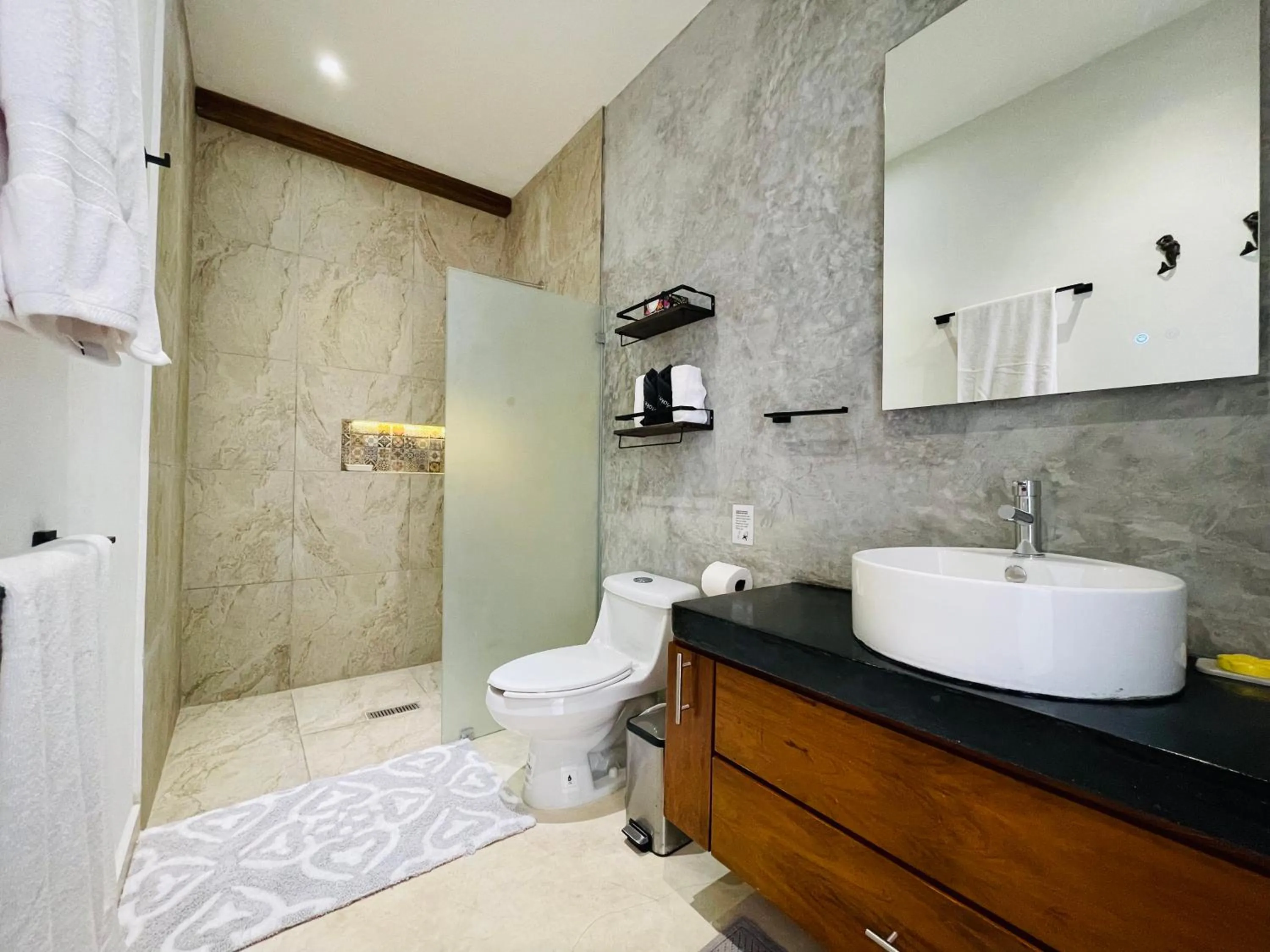 Bathroom in Casa Bene Villas