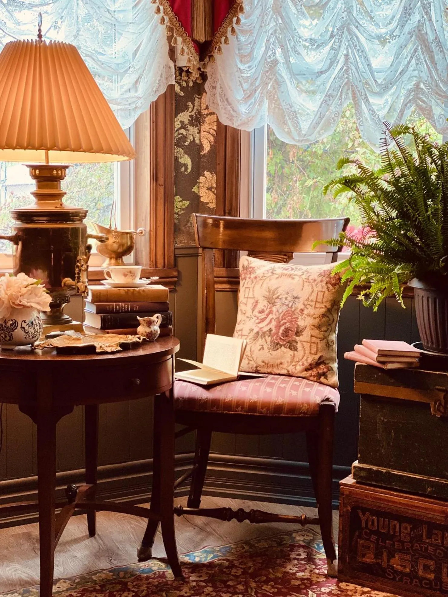 Decorative detail in Maison Rose