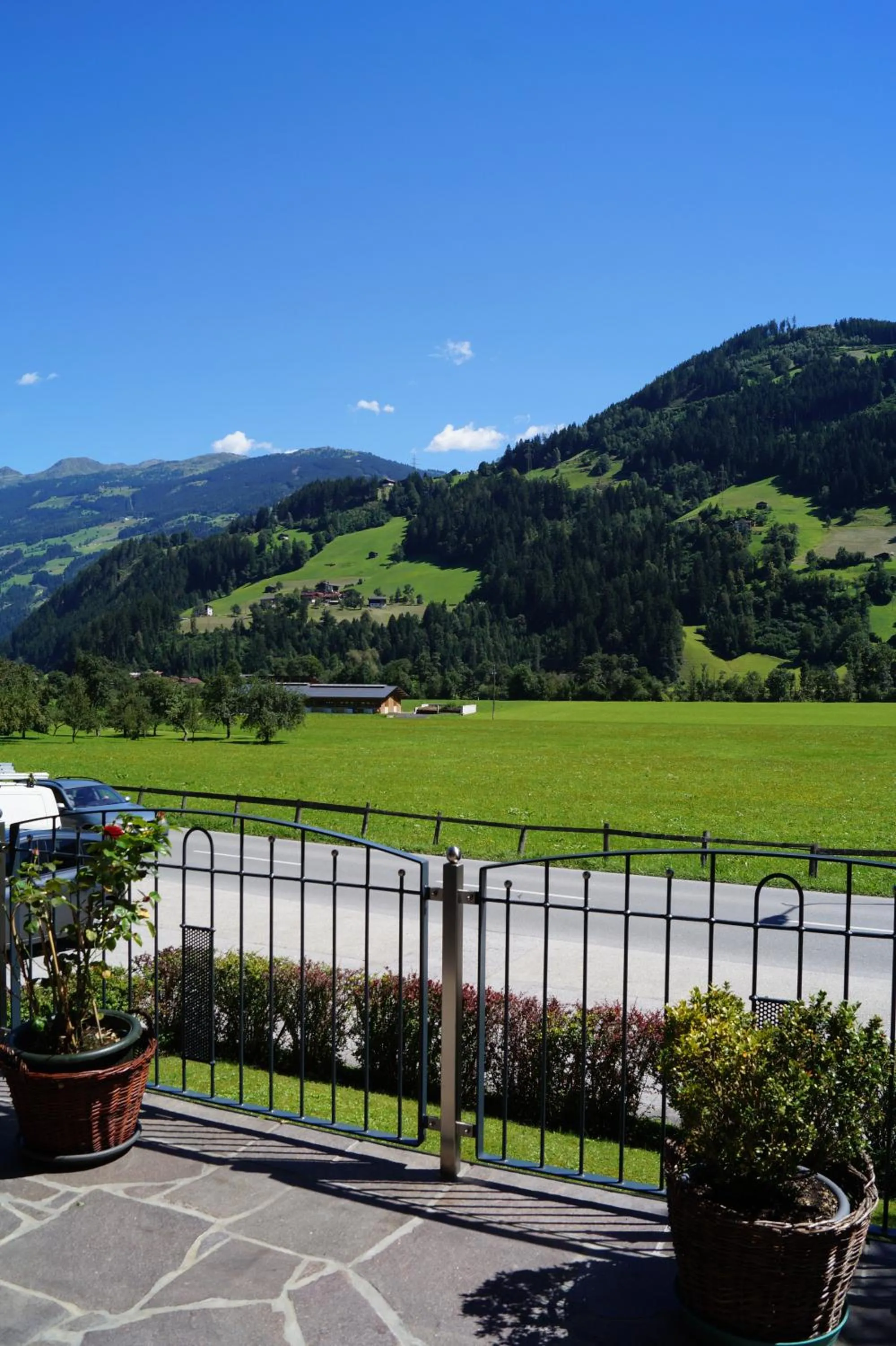 Natural landscape in Appartement Gästehaus Aloisia