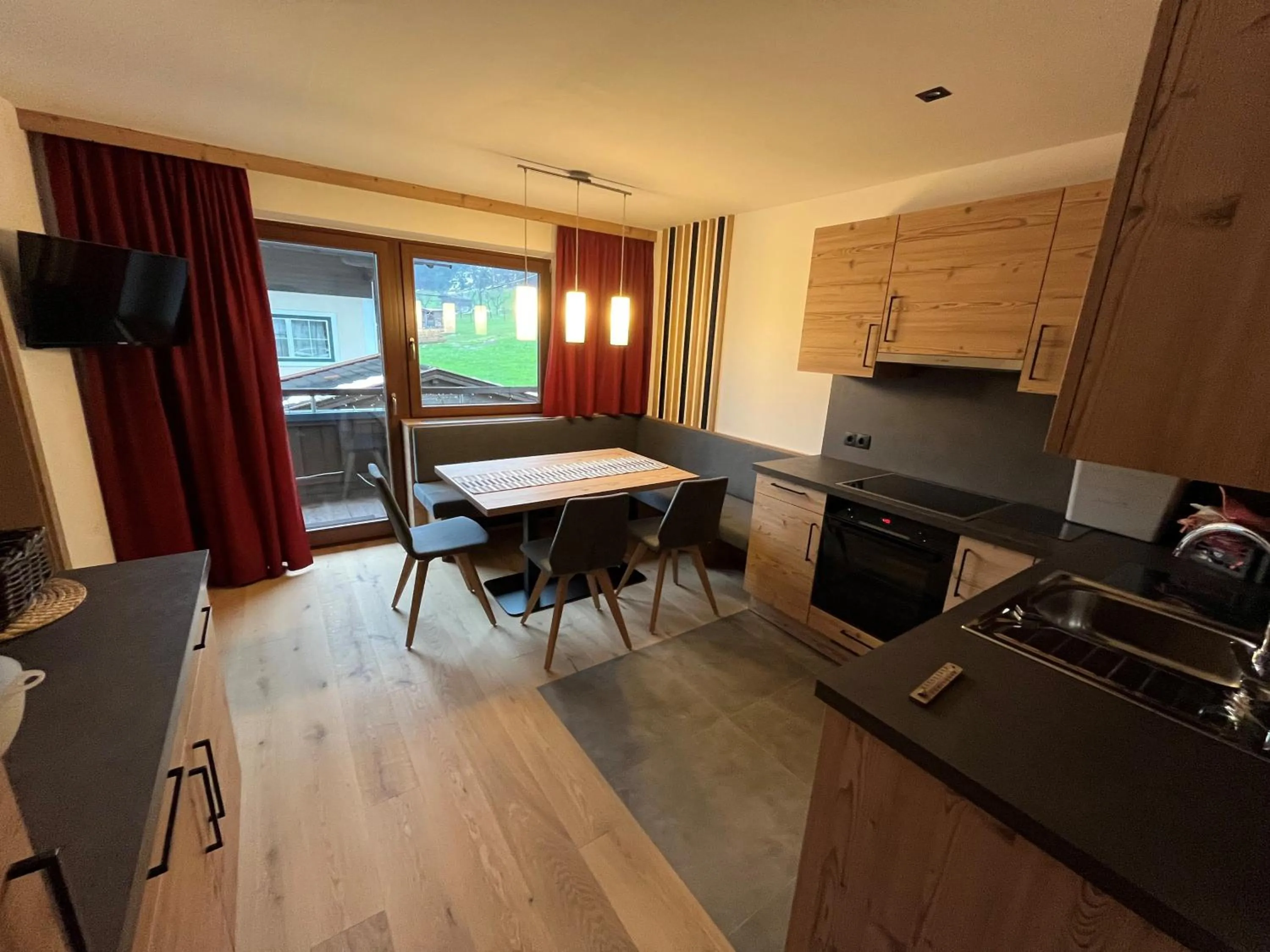 Kitchen or kitchenette in Appartement Gästehaus Aloisia