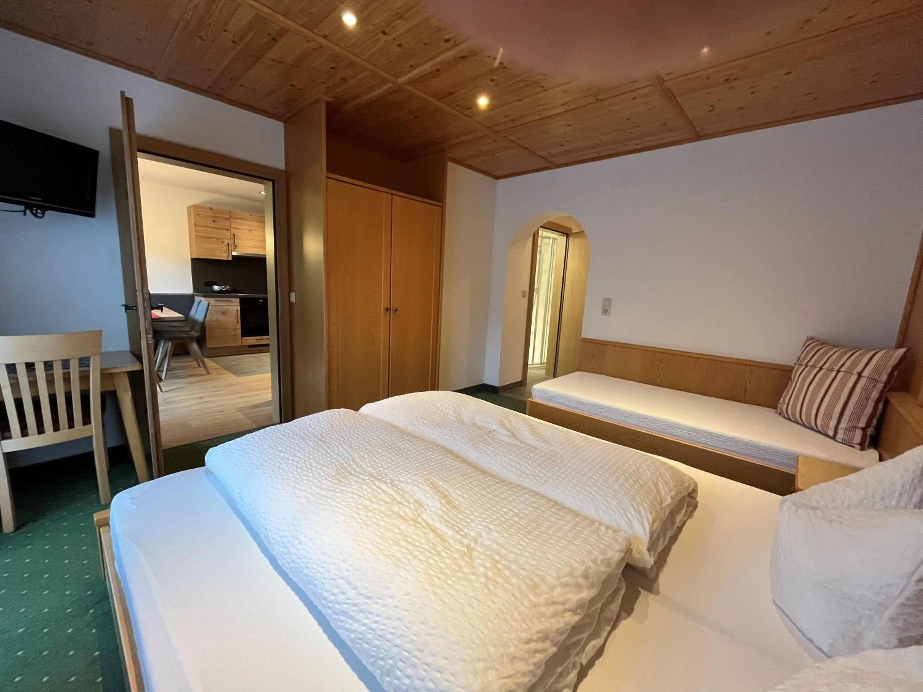 Bed in Appartement Gästehaus Aloisia
