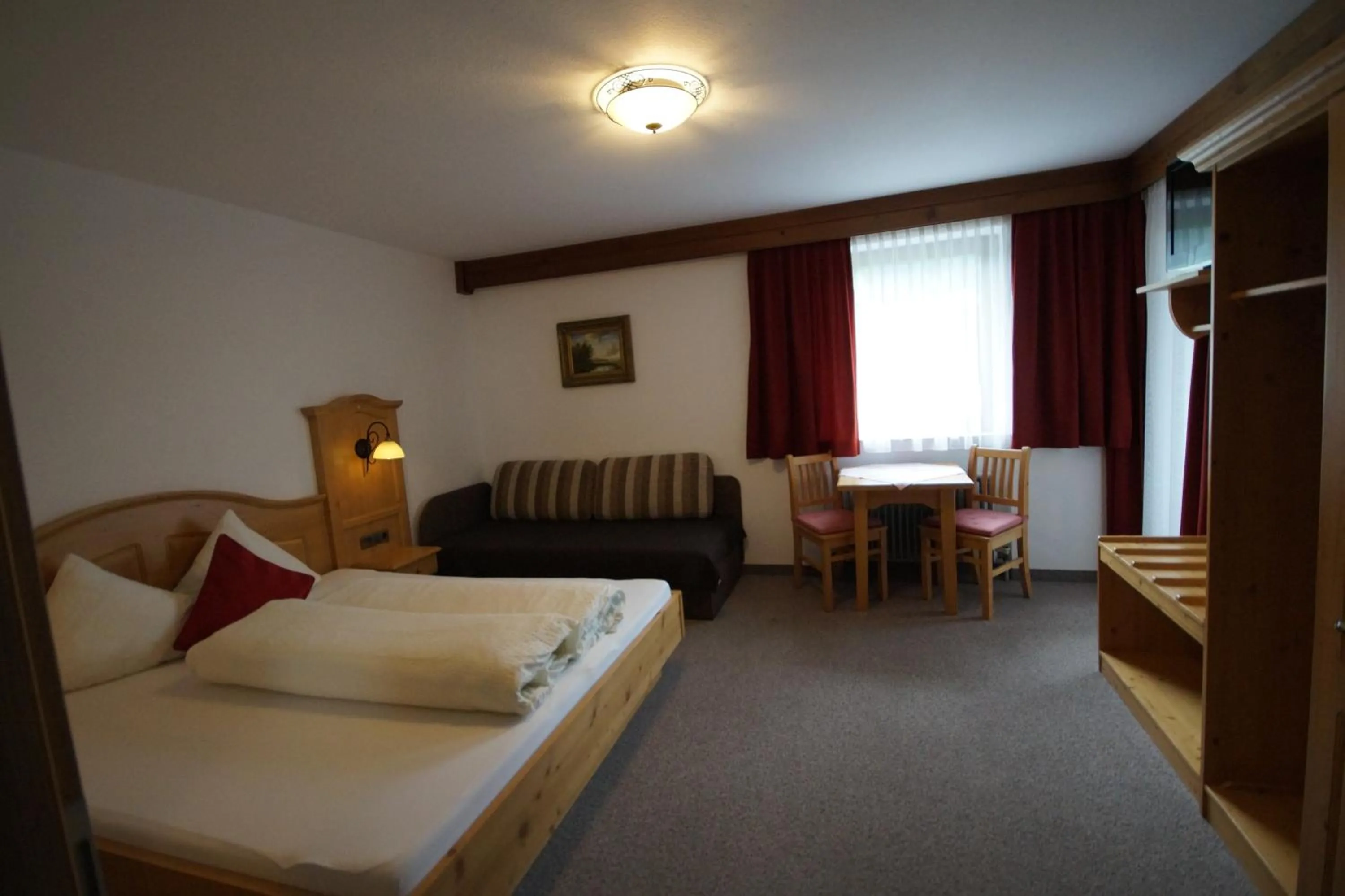 Bedroom, Bed in Appartement Gästehaus Aloisia