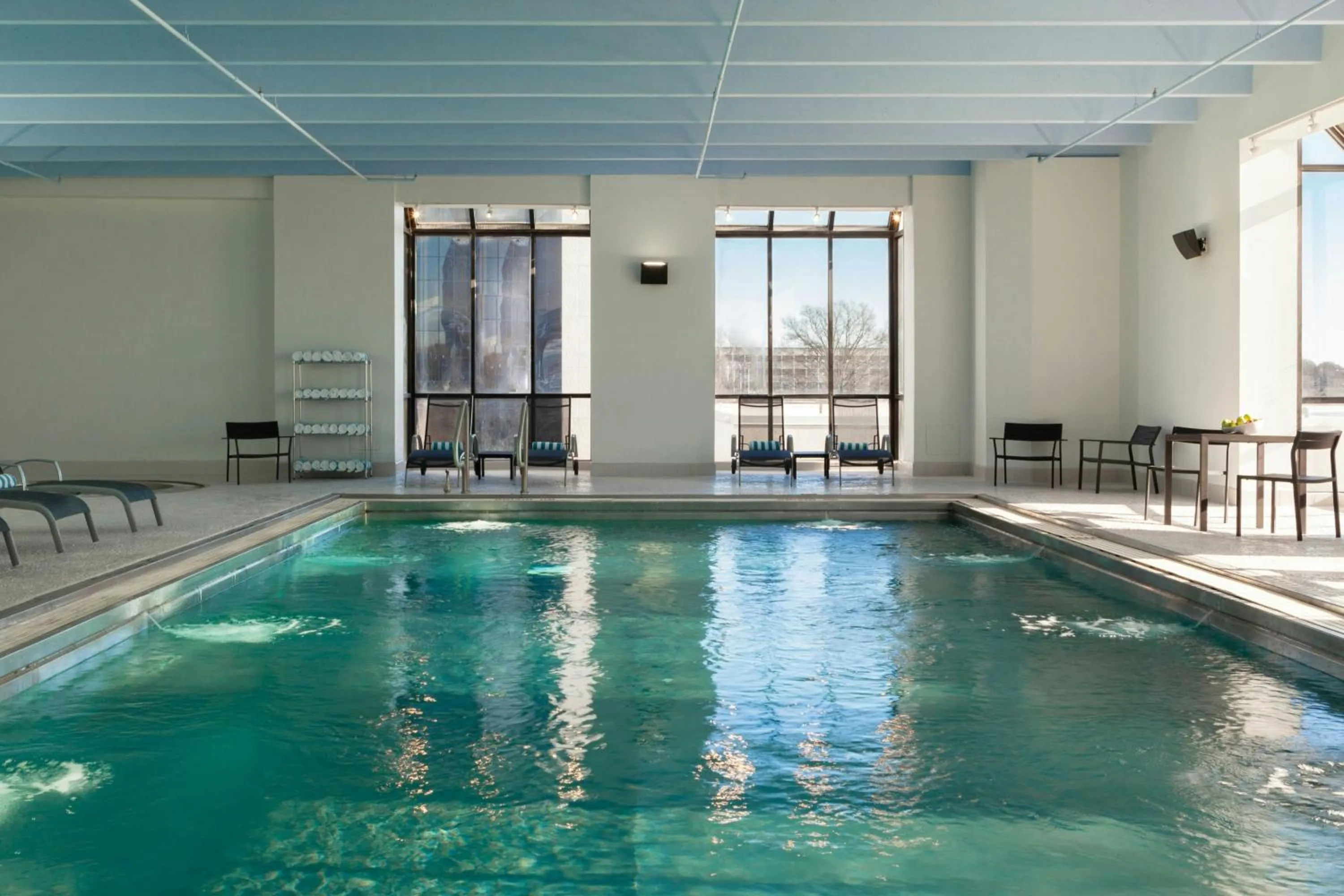 Swimming pool in Le Meridien Charlotte