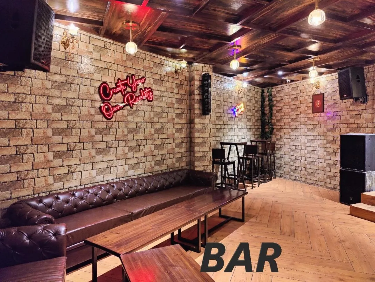 Hotel Mandi Heights - Bar, Fine Dining & Banquet Hall