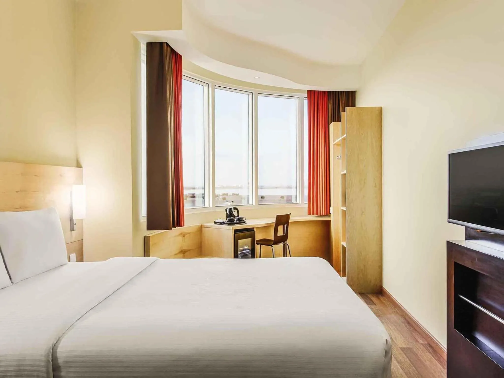 Bedroom, Bed in Ibis Yanbu