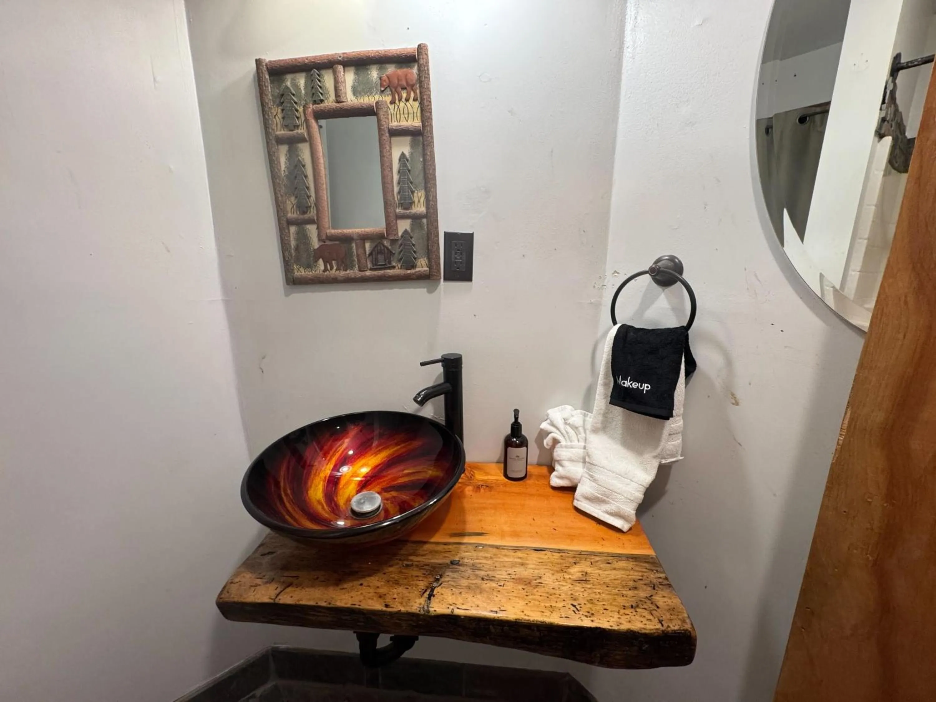 Bathroom in Three Pines Cabins